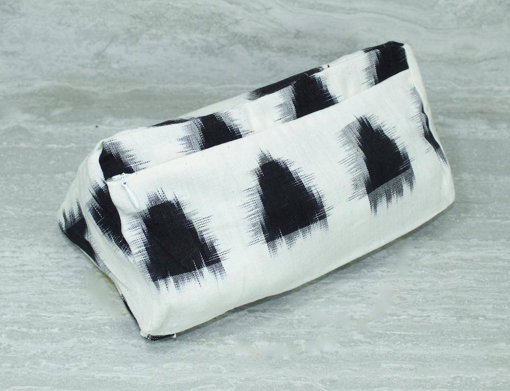 Dylan Carry All Toiletry Bag - Image 4