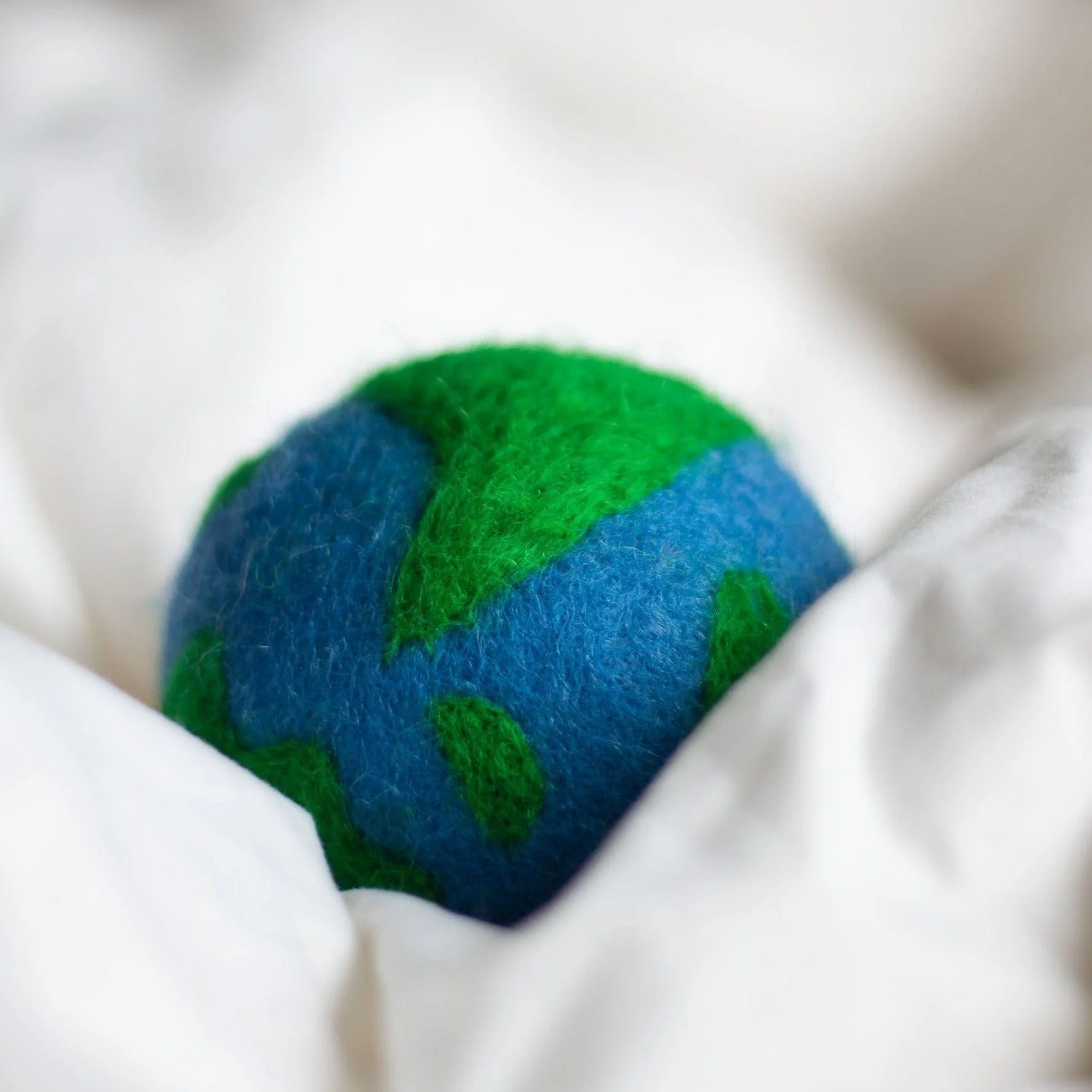 Earth Trio - Image 2