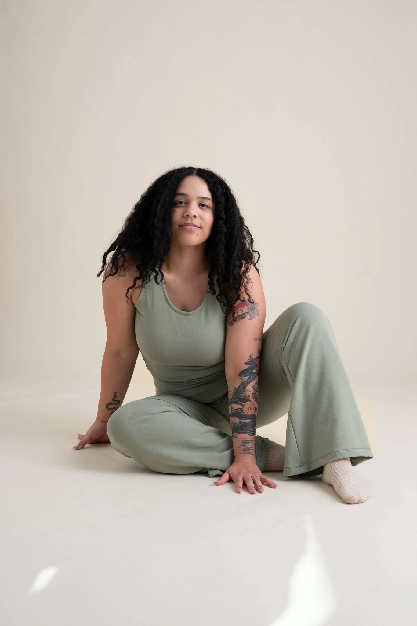 Eleanor Pants in Pistachio - Image 2