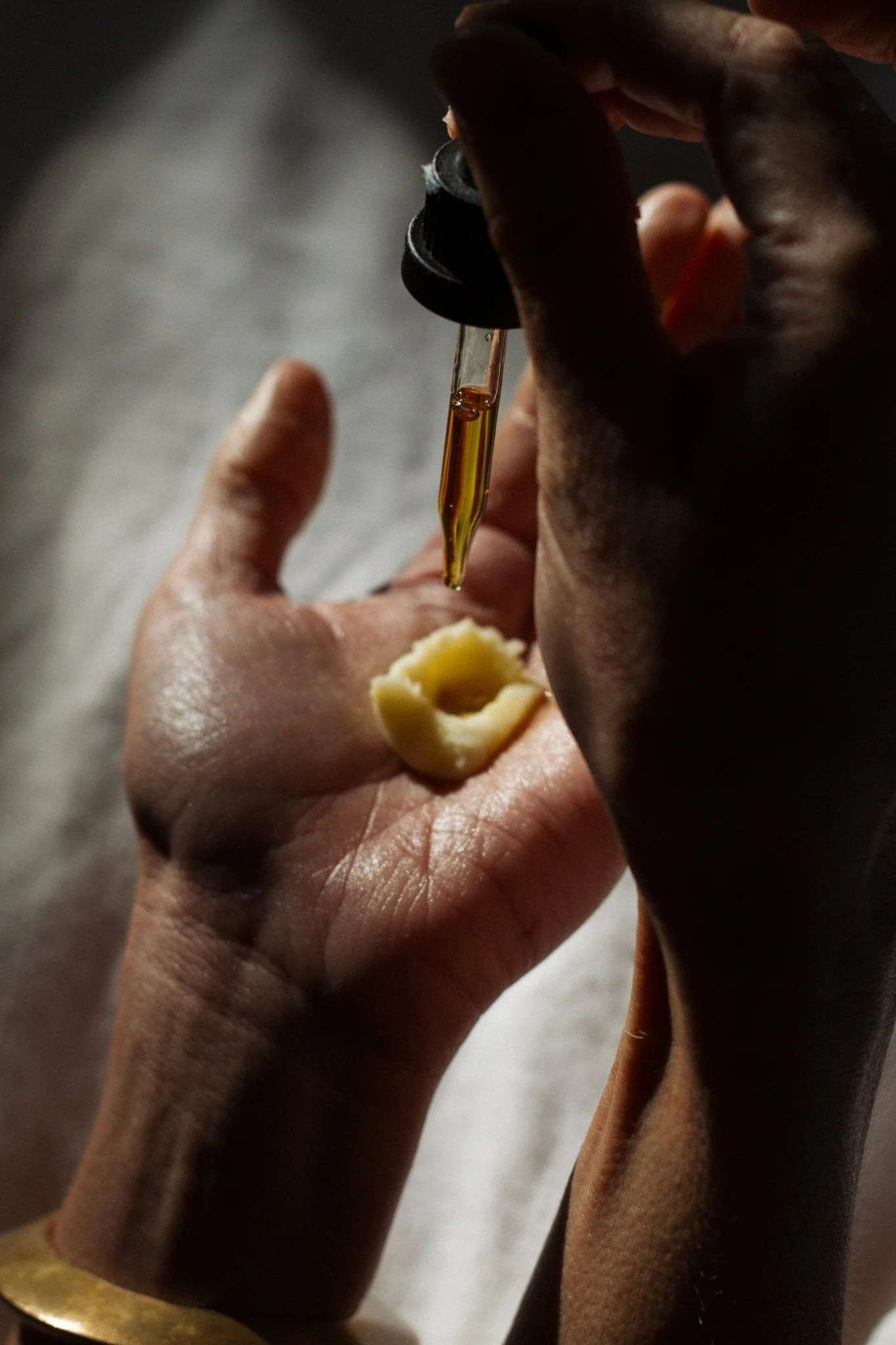 Emanations Face Oil – Deeply Nourishing | Champa, Tuberose & White Ginger Lily - Image 7