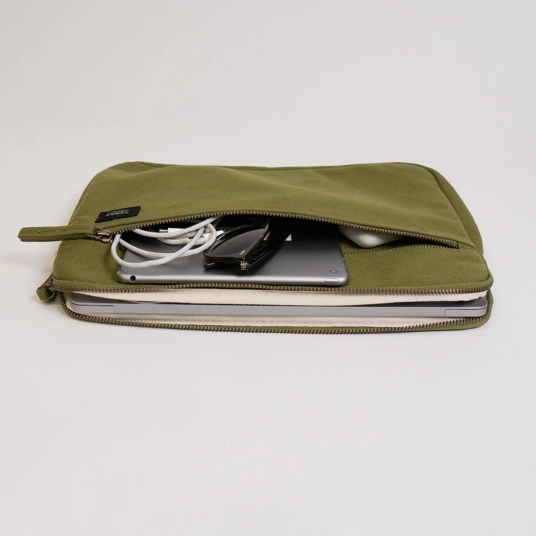 Erdig Laptop Sleeve 13 and 14 inches - Image 56