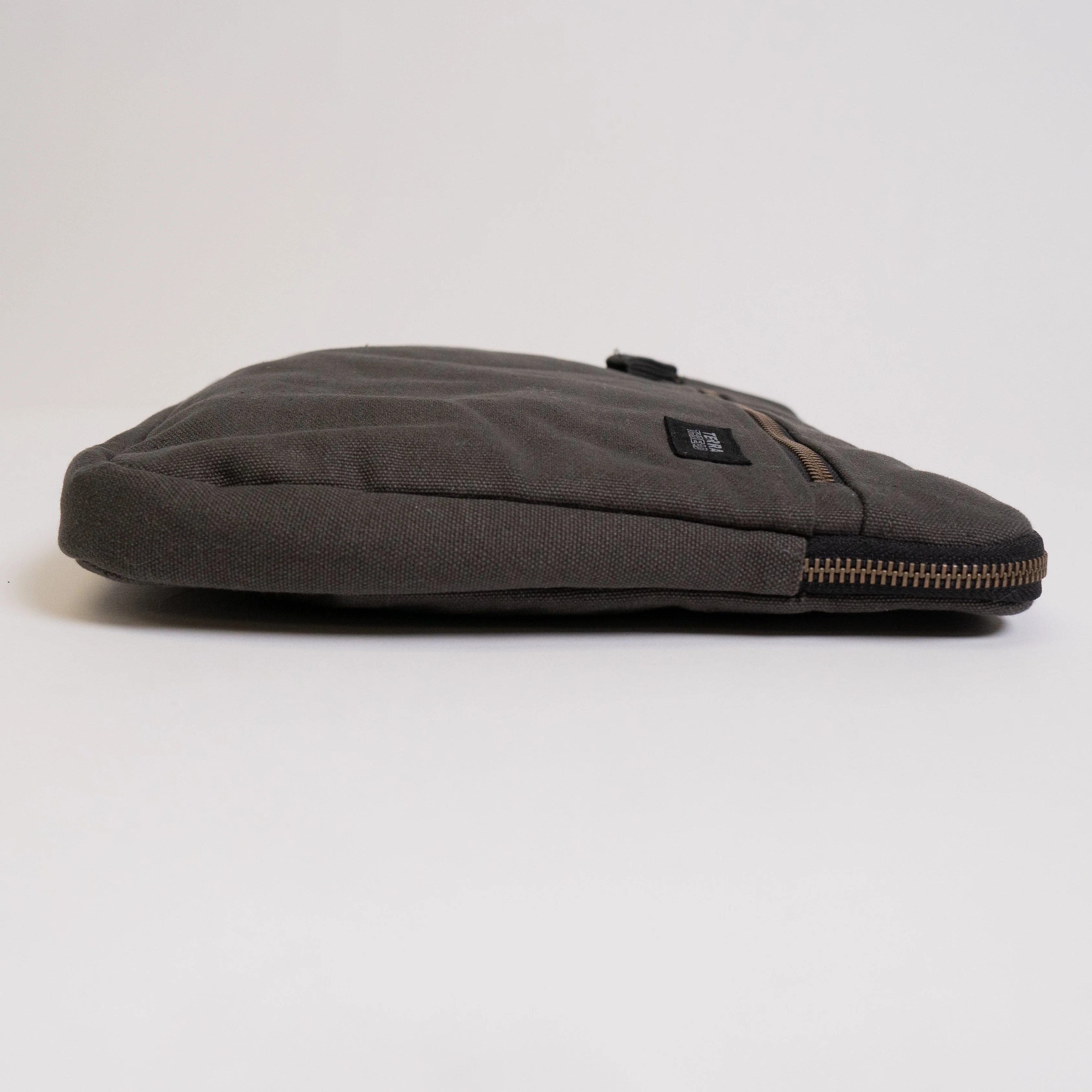 Erdig Laptop Sleeve 13 and 14 inches - Image 79