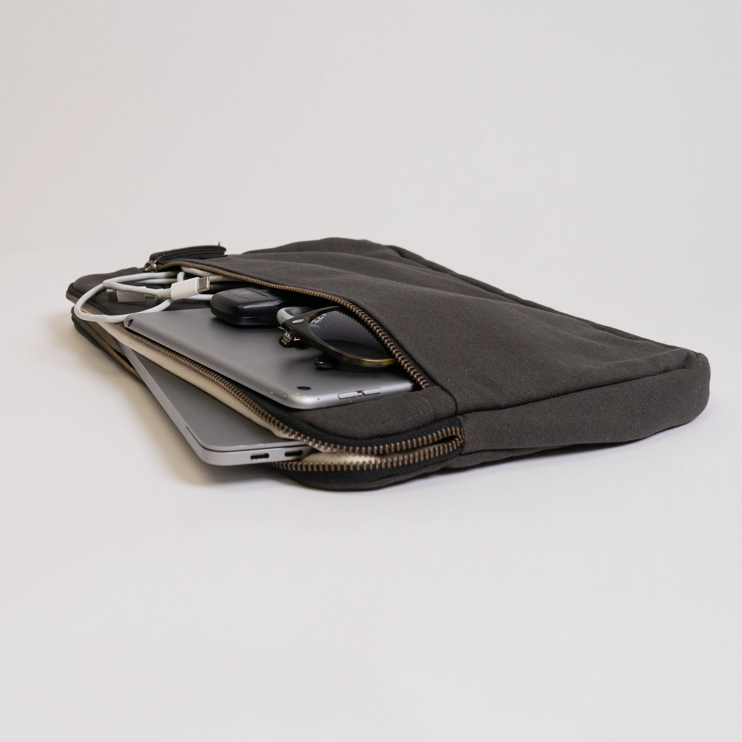 Erdig Laptop Sleeve 13 and 14 inches - Image 80
