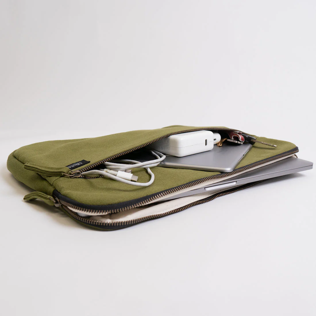 Erdig Laptop Sleeve 15 inches - Image 53