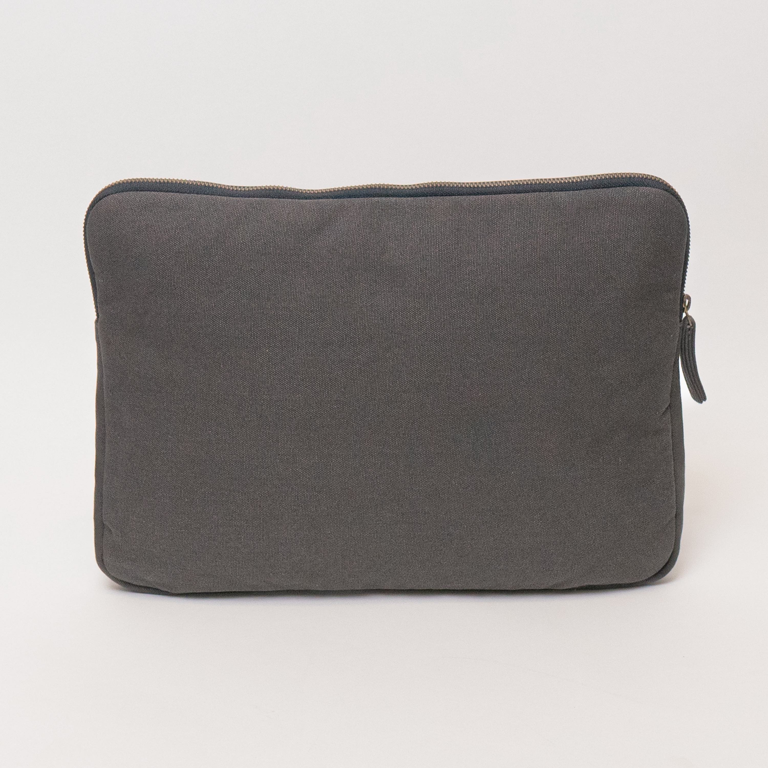 Erdig Laptop Sleeve 15 inches - Image 77