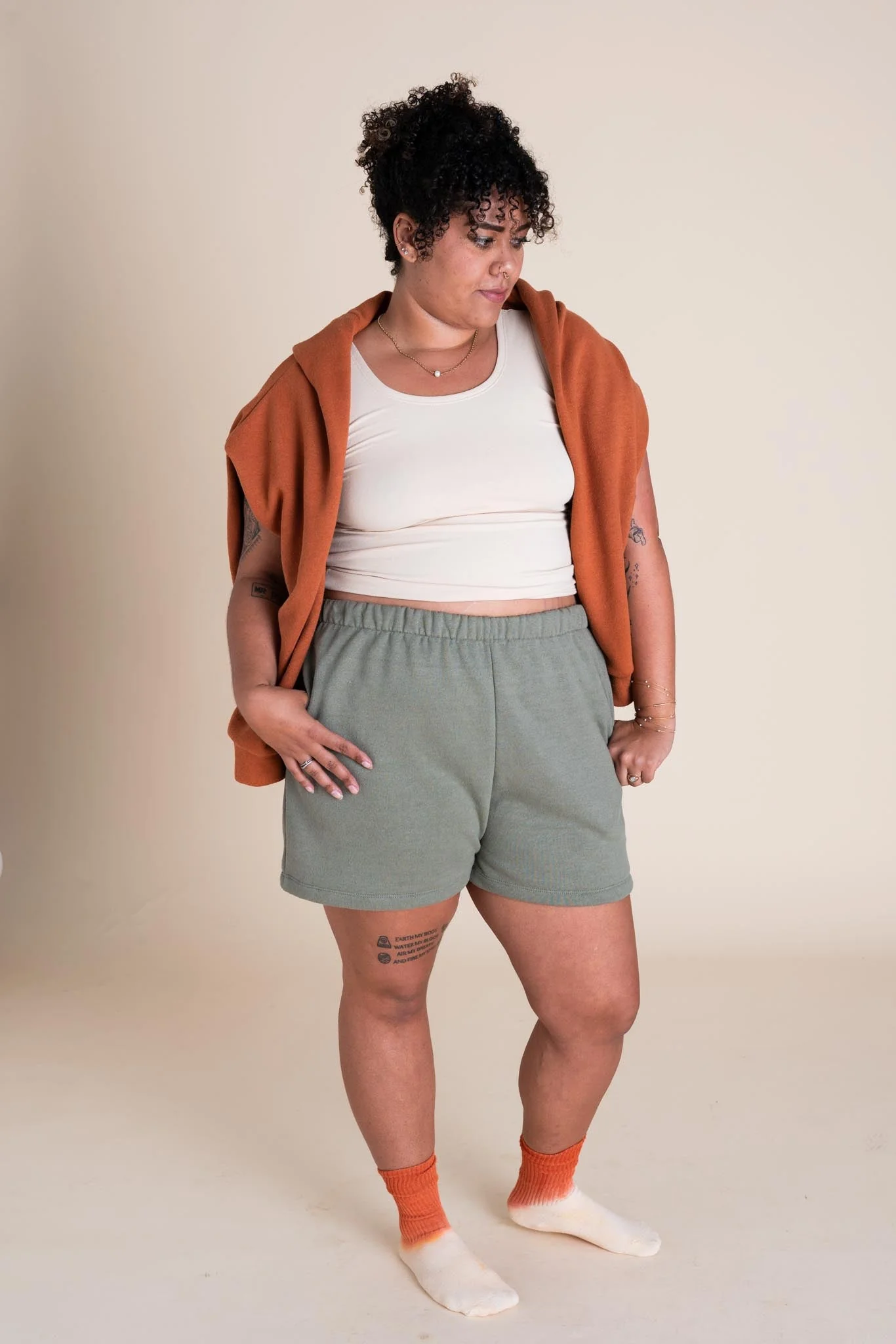 EveryBODY Hoodie in Rust - Image 6