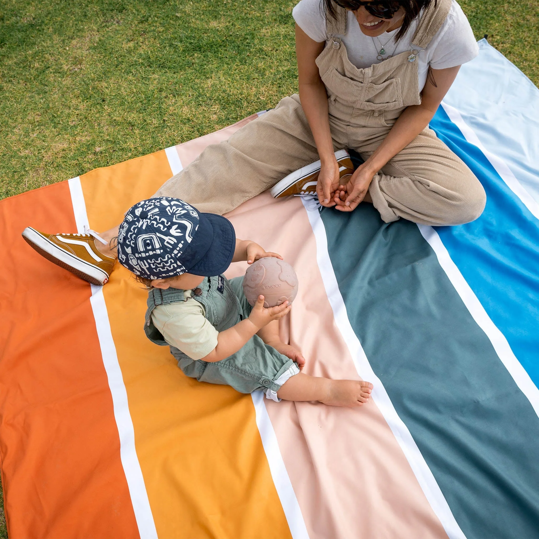 Festival Blanket: Stripes Retro - Image 4