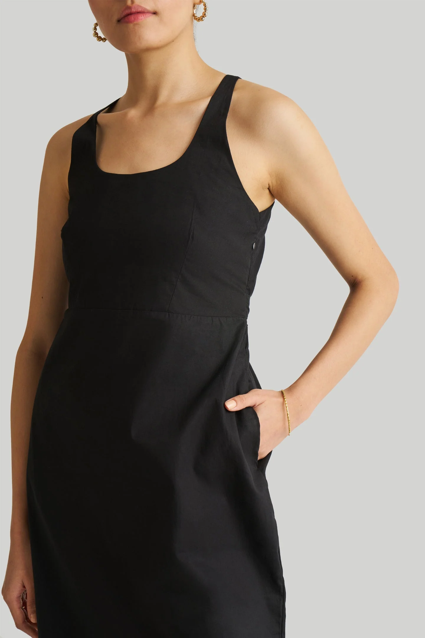 Fitted Knee Length Dress in Black - Image 5