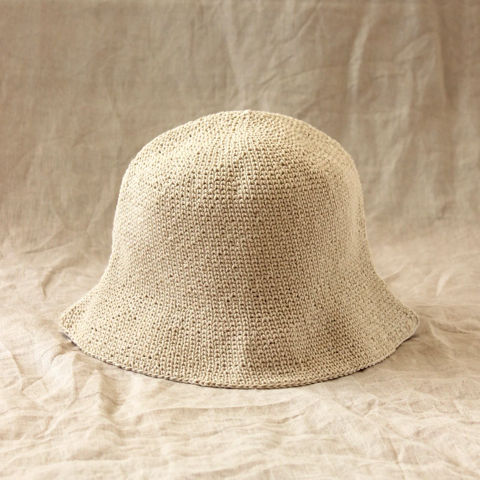 FLORETTE Crochet Bucket Hat In Nude White - Image 4
