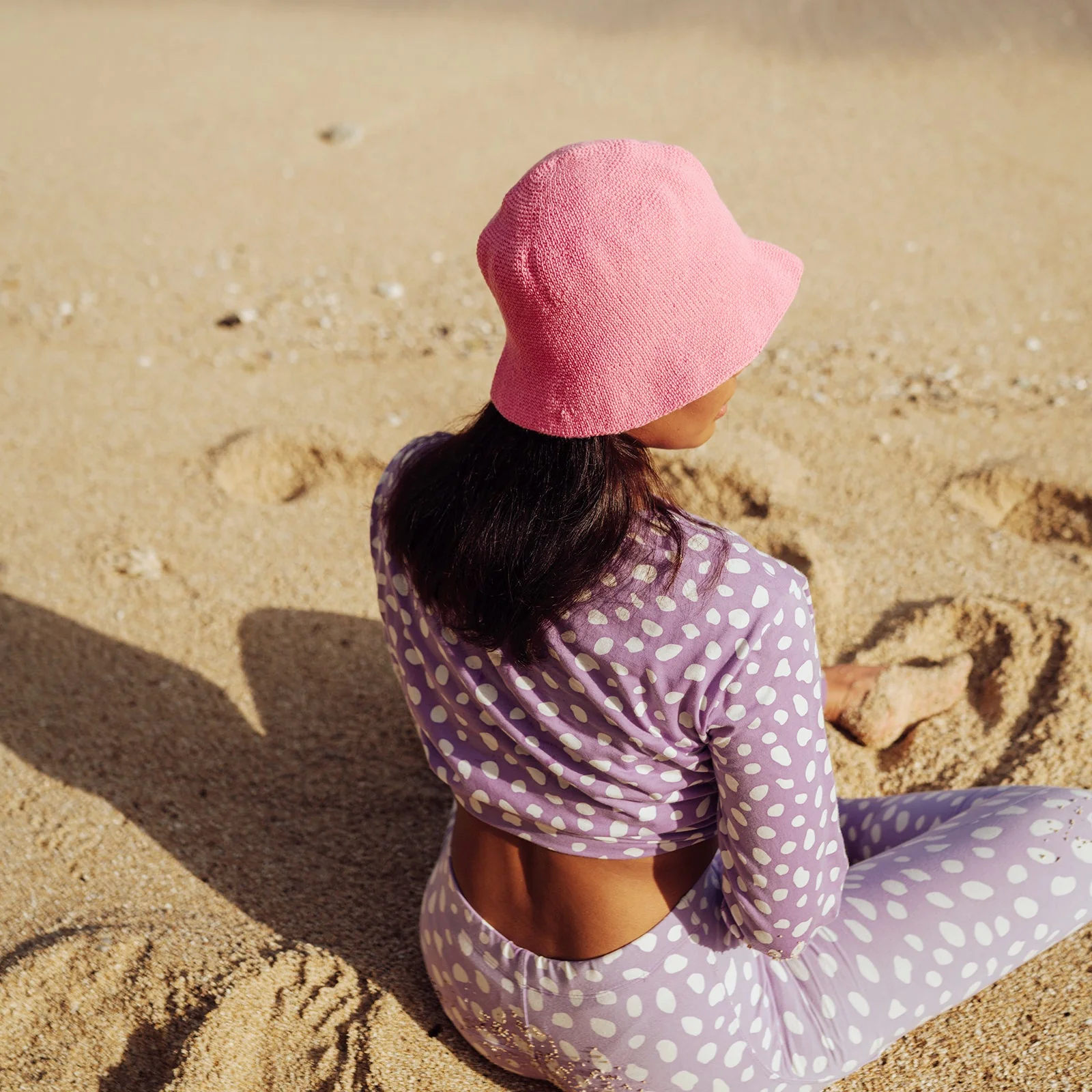 FLORETTE Crochet Bucket Hat In Pink - Image 2