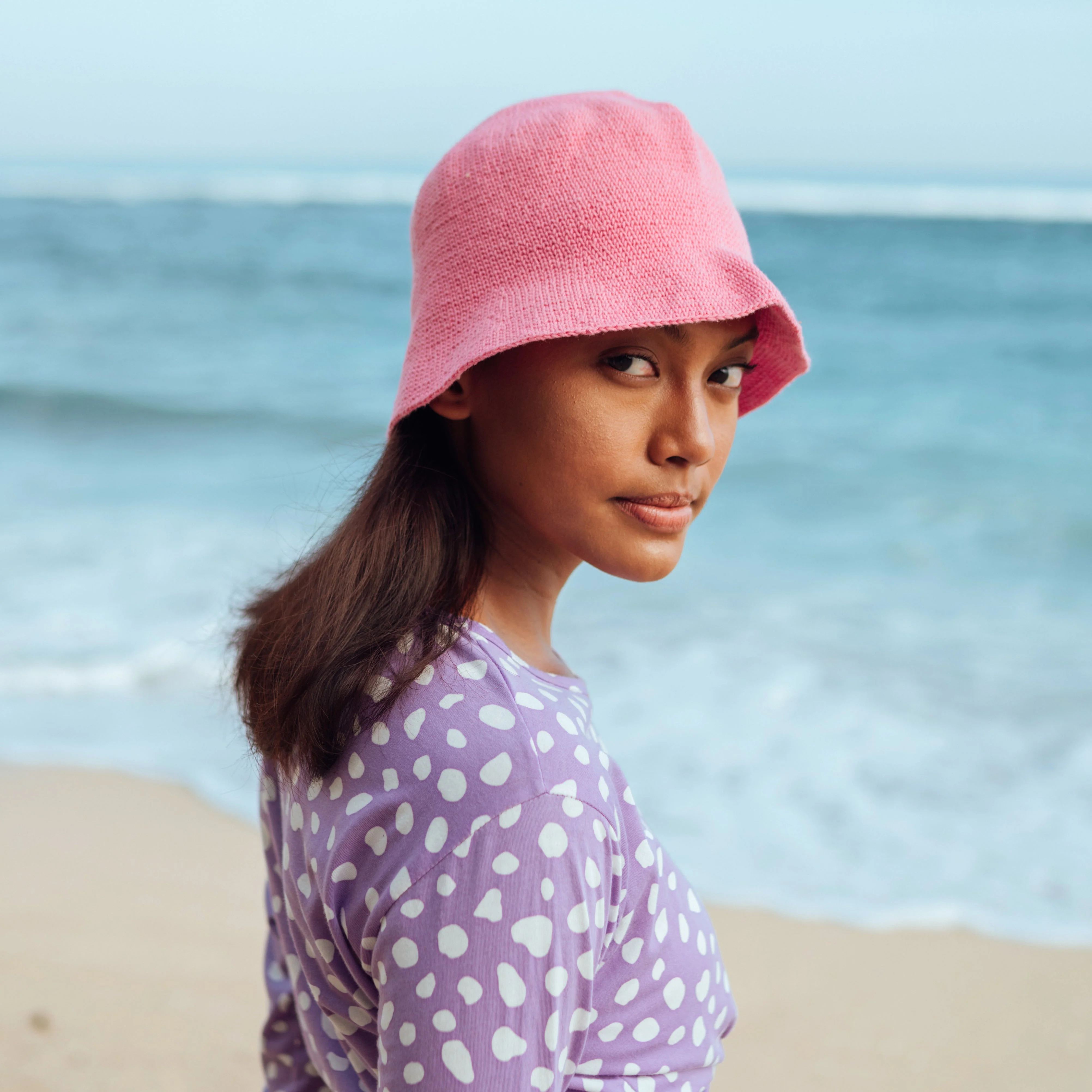 FLORETTE Crochet Bucket Hat In Pink - Image 4