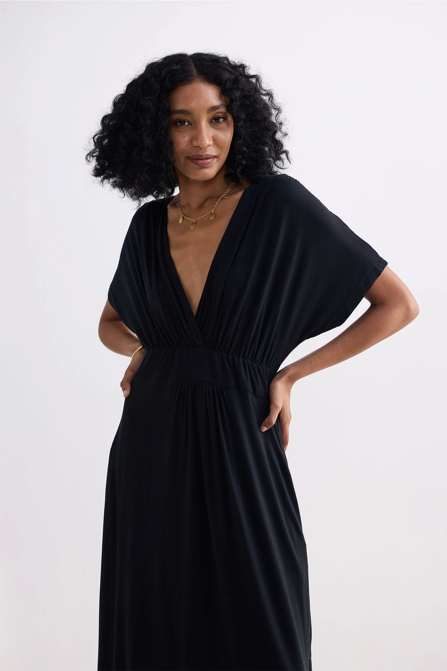 Flowy A-Line Maxi Dress with Side Slits in Black - Image 8