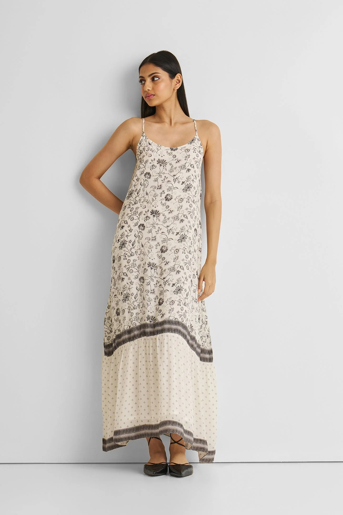 Flowy Maxi Dress in Black Florals - Image 8