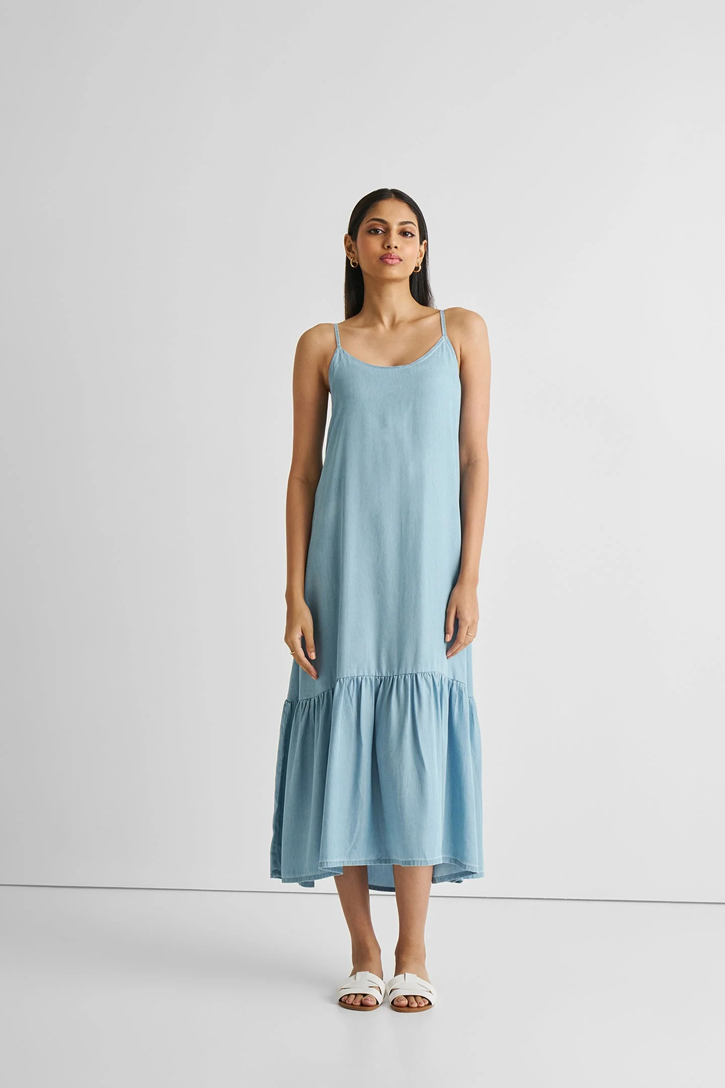 Flowy Maxi Dress in Blue Denim - Image 4
