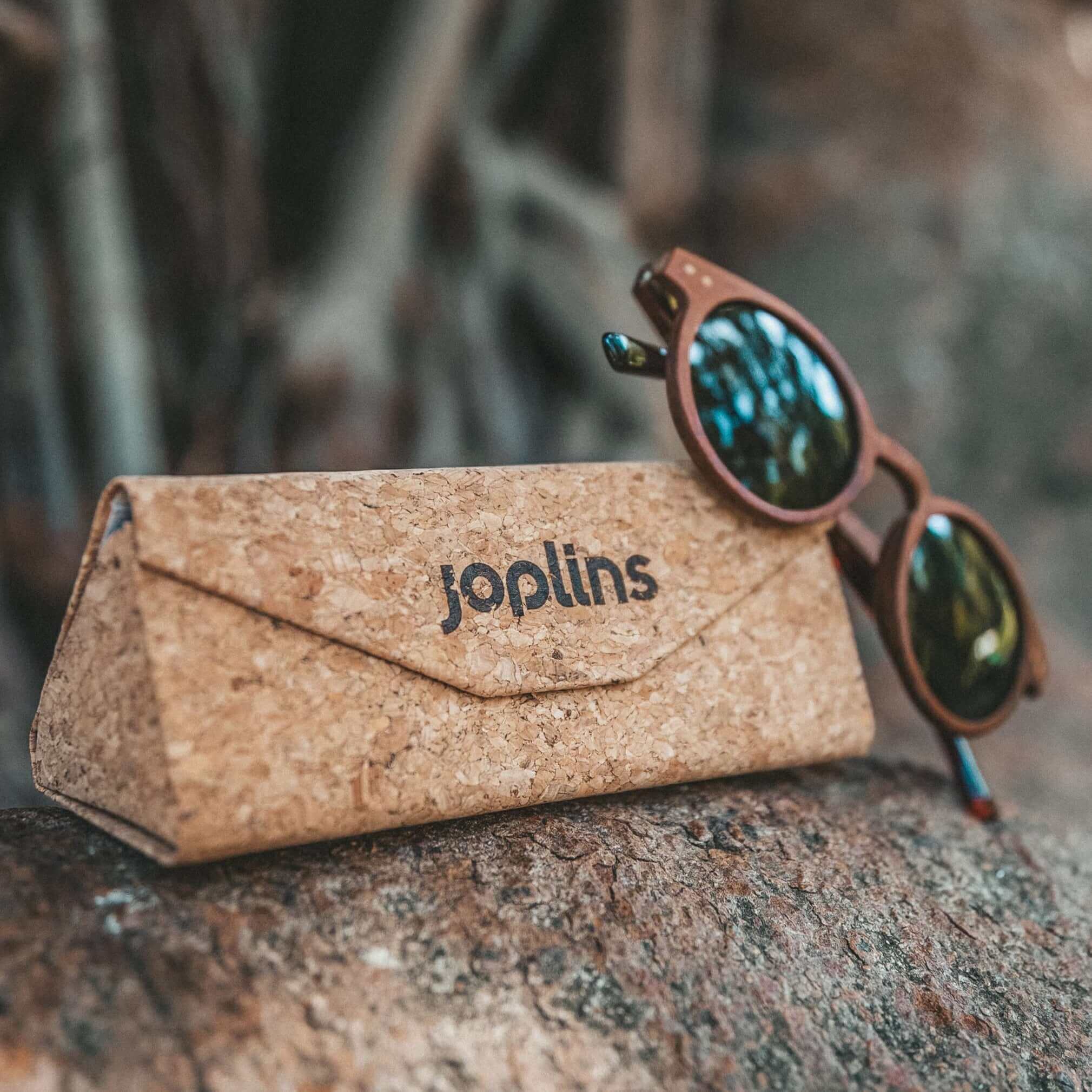 Fold & Go - Tri-fold Sunglasses Cork Case - Image 2
