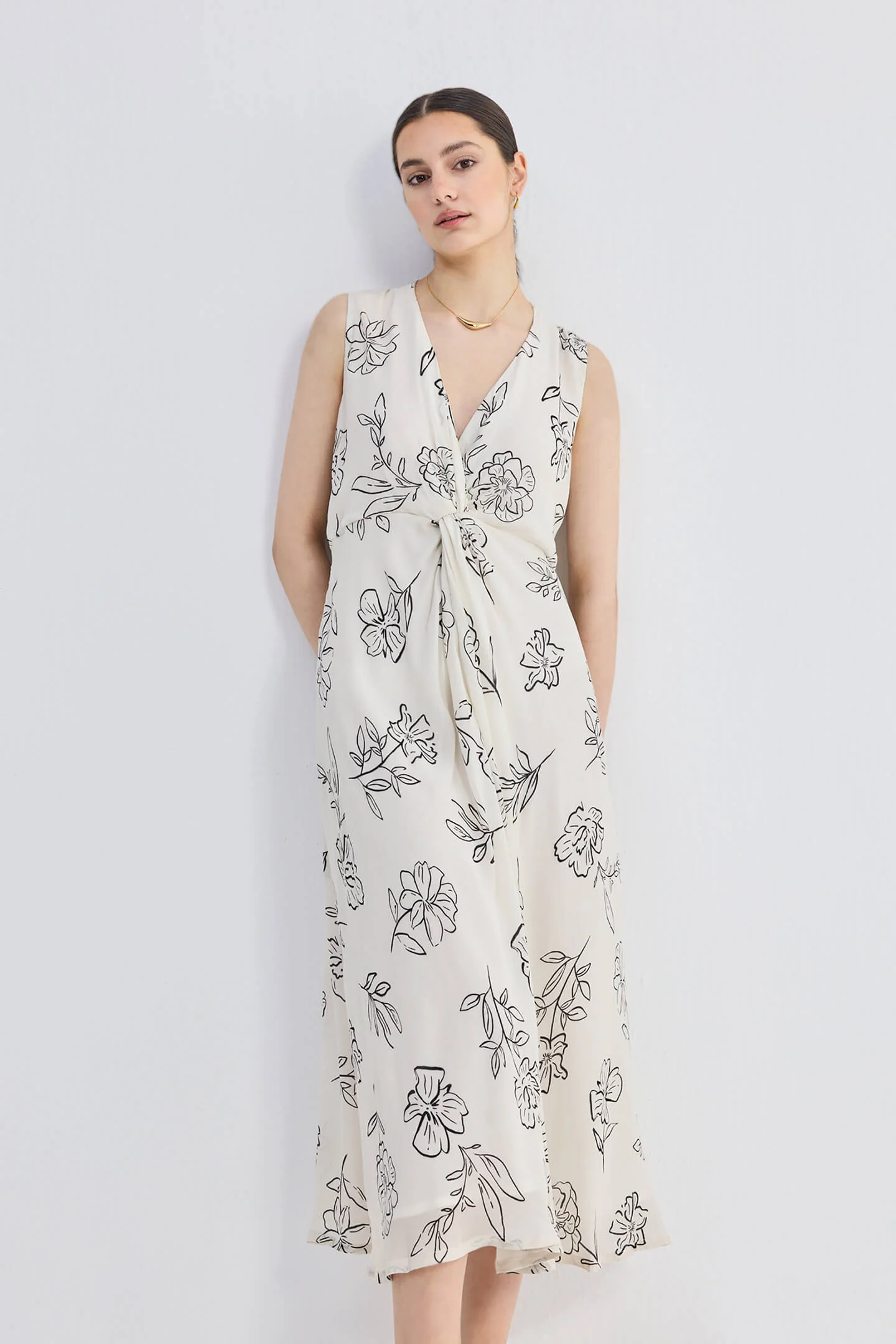 Front Twist Maxi dress in Black Florals - Image 11