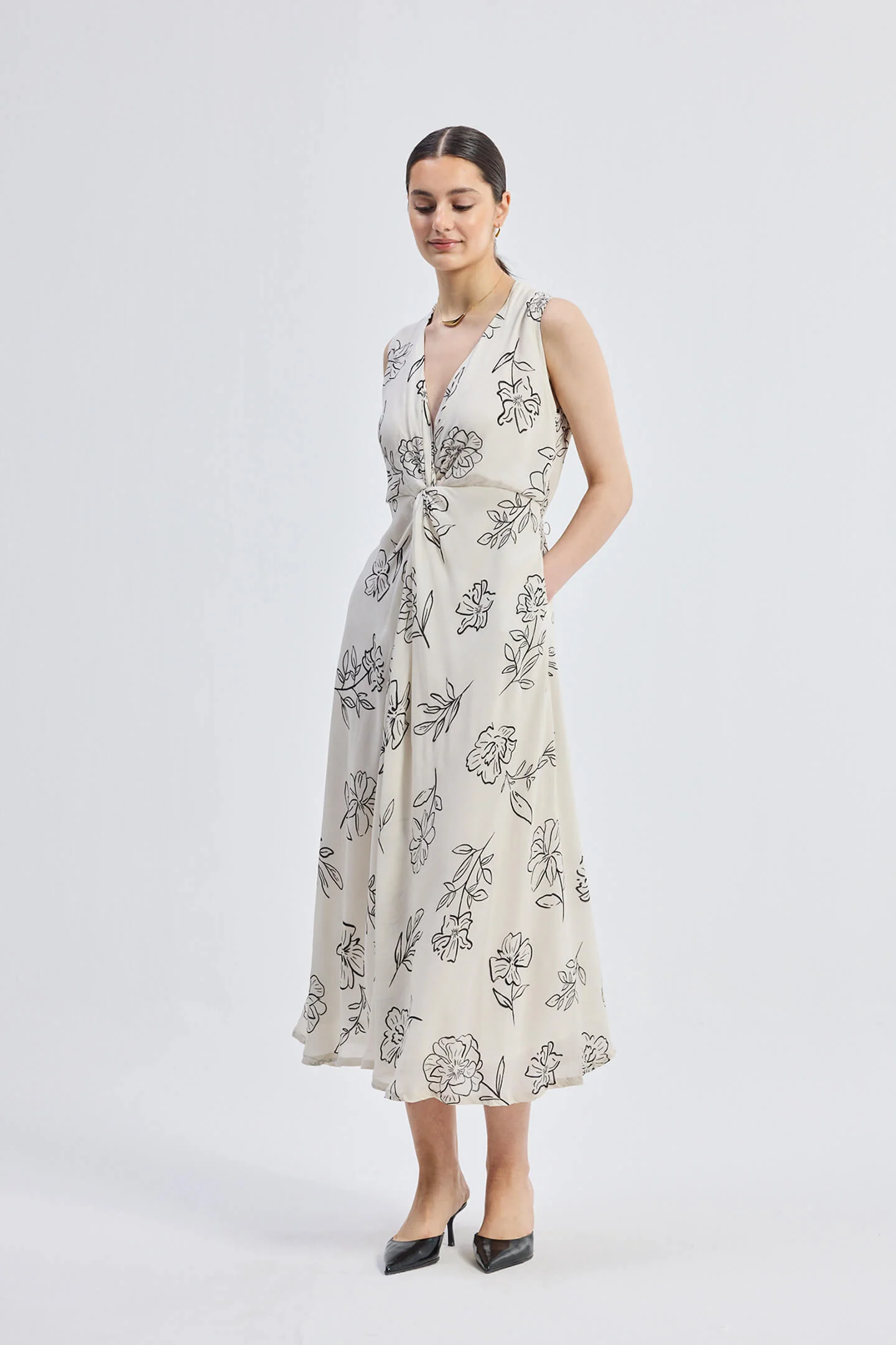 Front Twist Maxi dress in Black Florals - Image 3