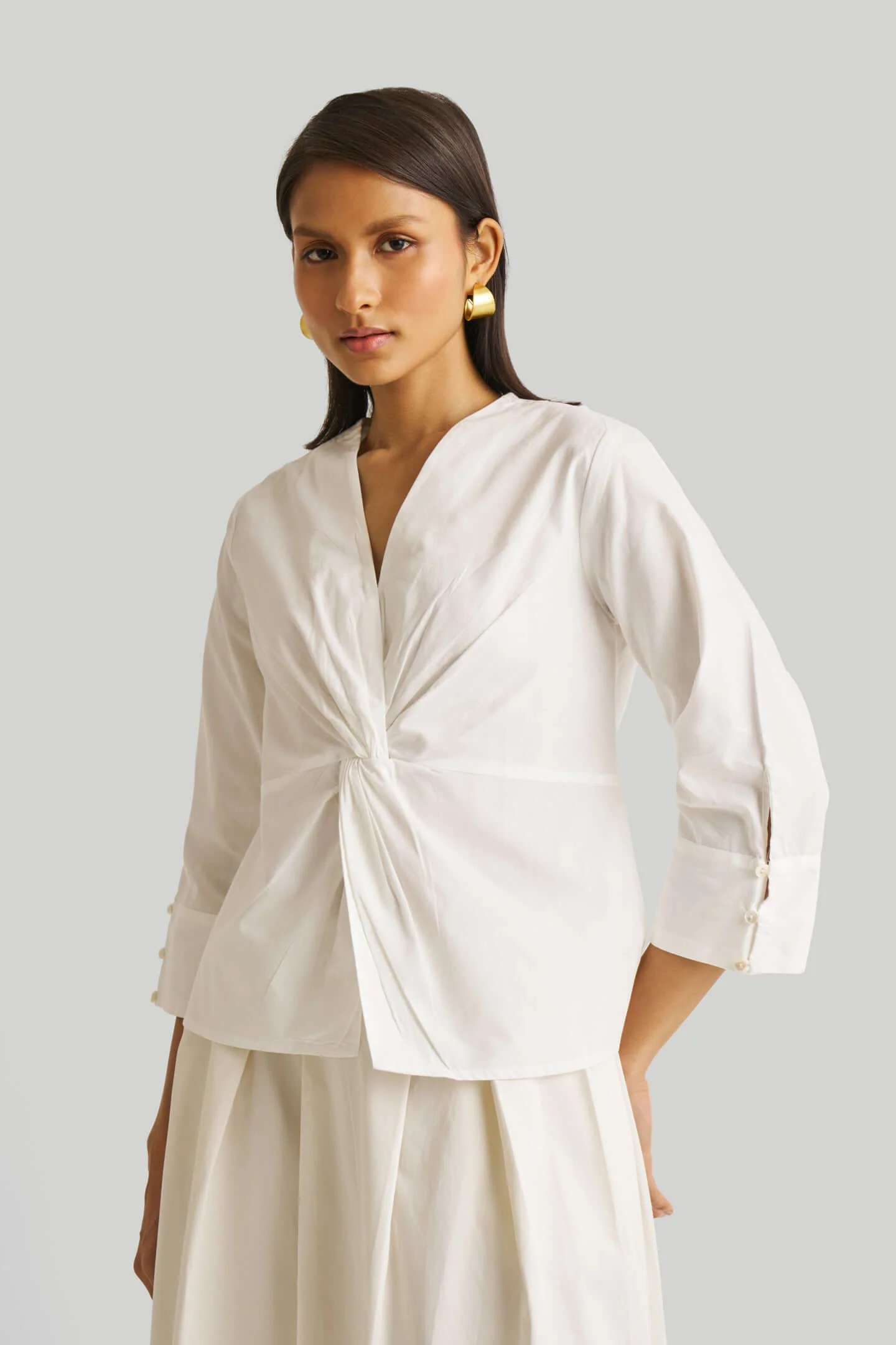 Front Twist Top in White - Image 4