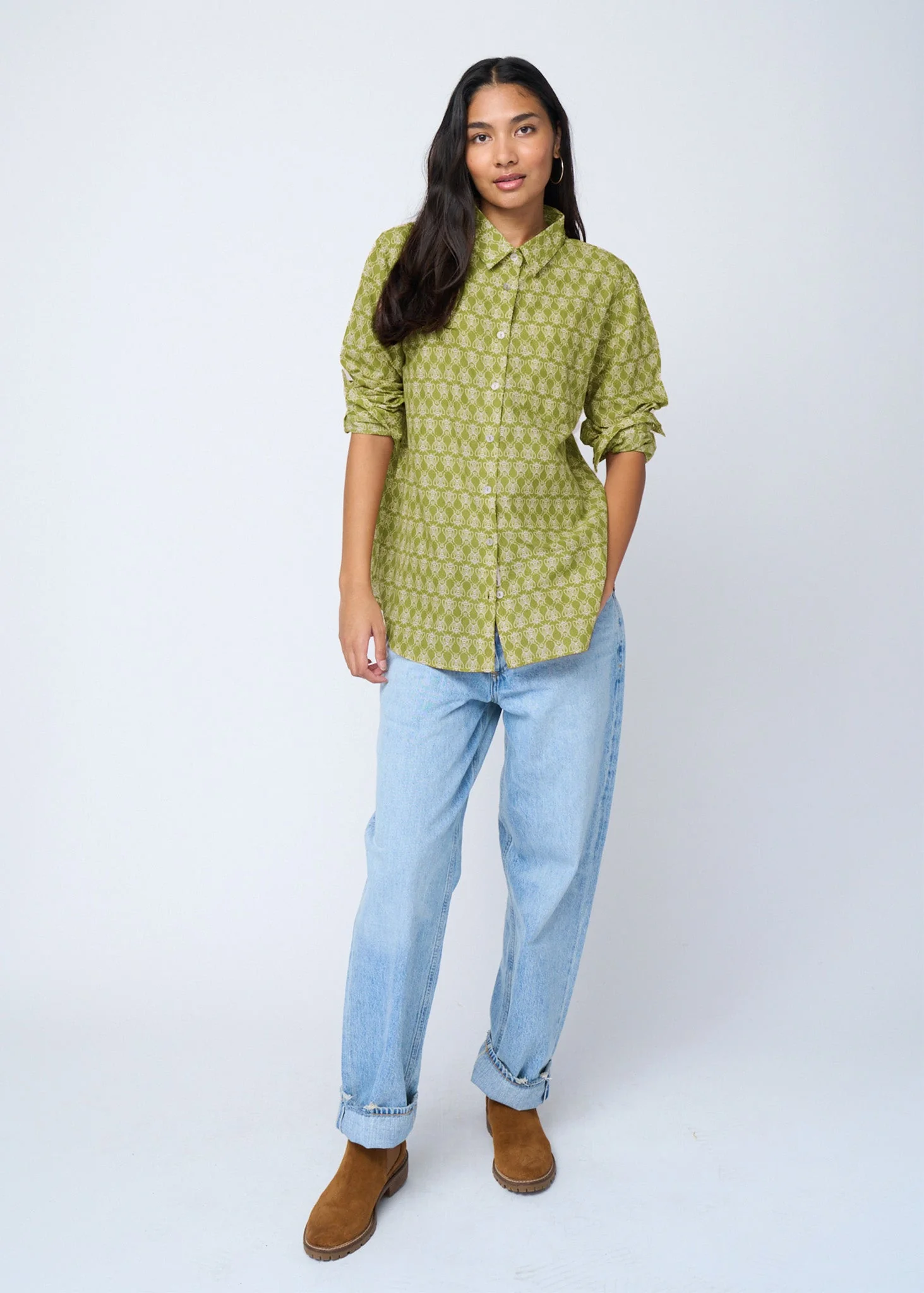 Good Boyfriend Shirt - Bee Happy Olive - Image 3