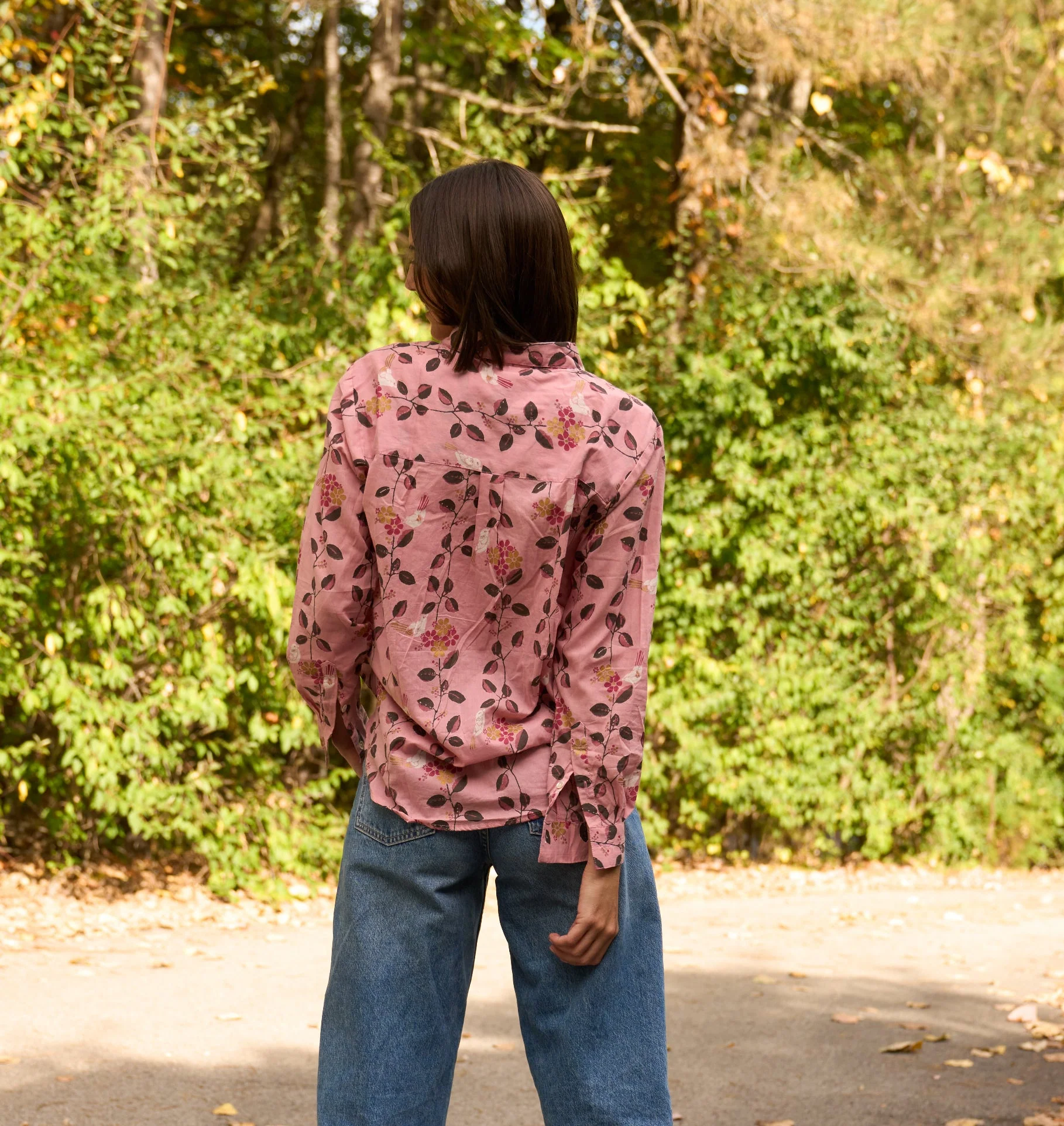 Good Boyfriend Shirt - Birdie On A Vine Blush - Image 3