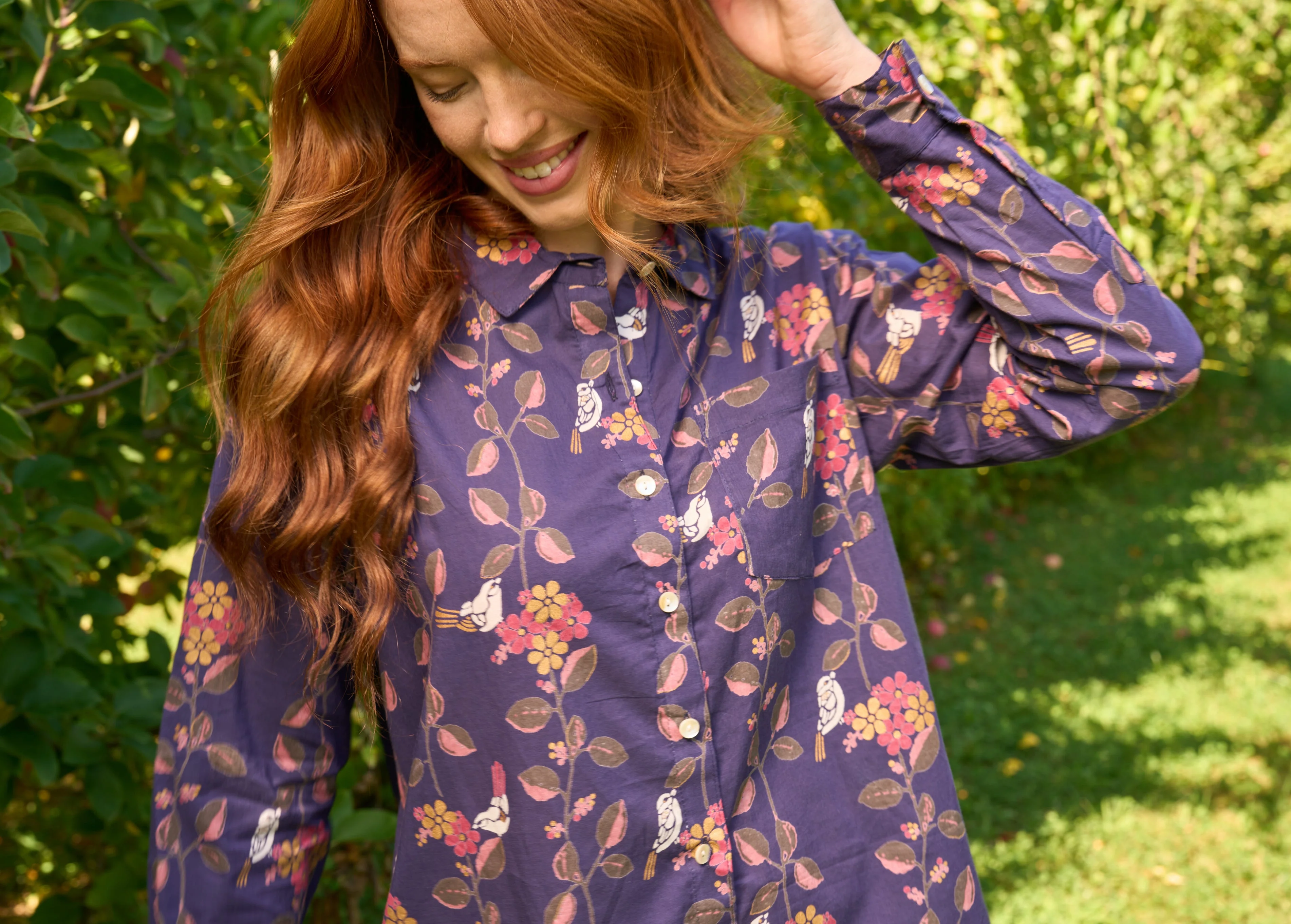 Good Boyfriend Shirt - Birdie On A Vine Navy - Image 2