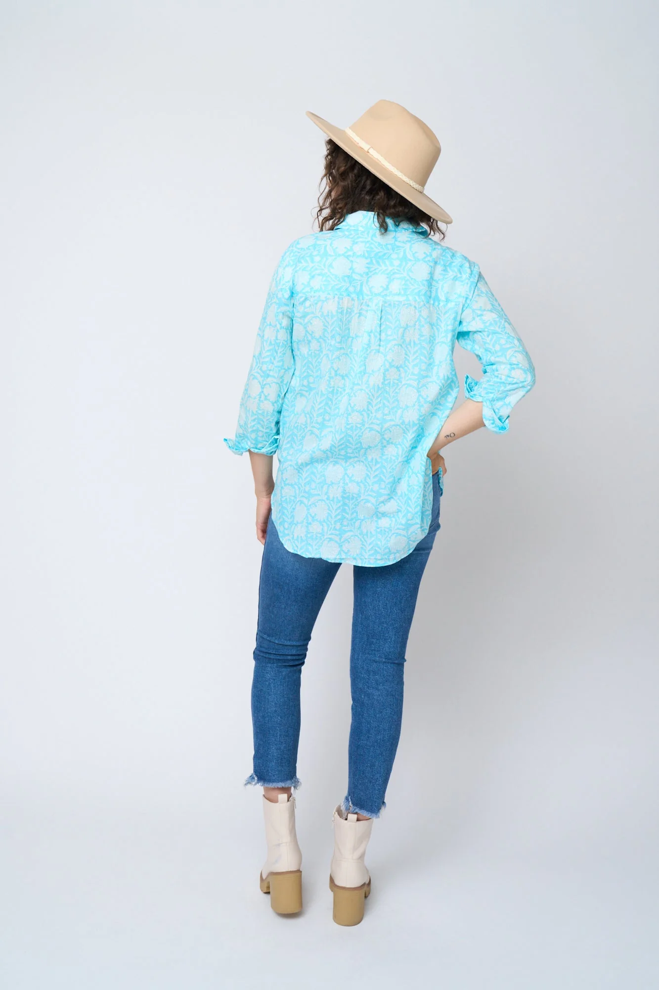 Good Boyfriend Shirt - Capri Floral Cerulean - Image 14