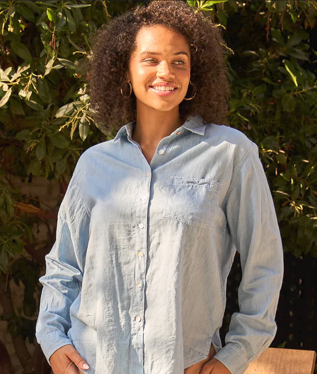 Good Boyfriend Shirt - Chambray Light Wash - Image 2