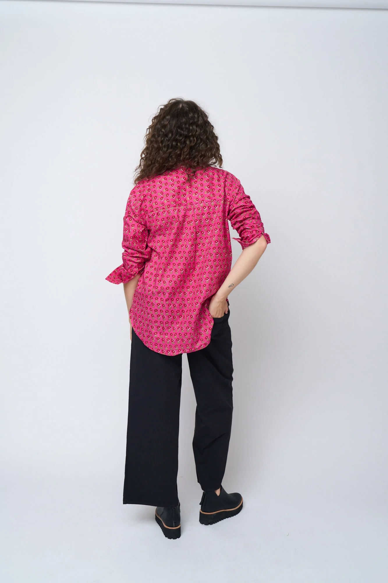 Good Boyfriend Shirt - Emory Floral - Image 7
