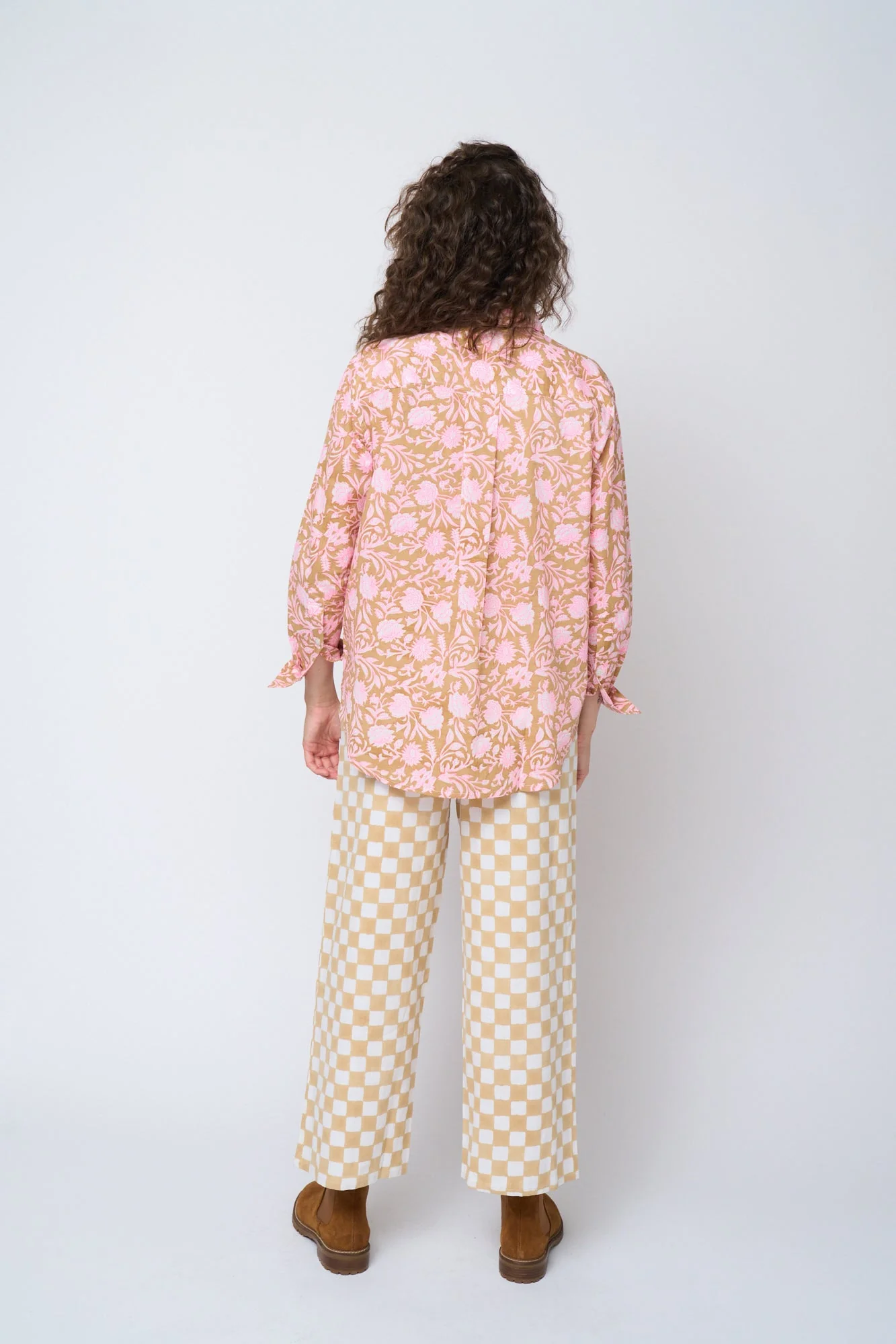 Good Boyfriend Shirt - Floral Escape Baked Clay & Neon Pink - Image 6