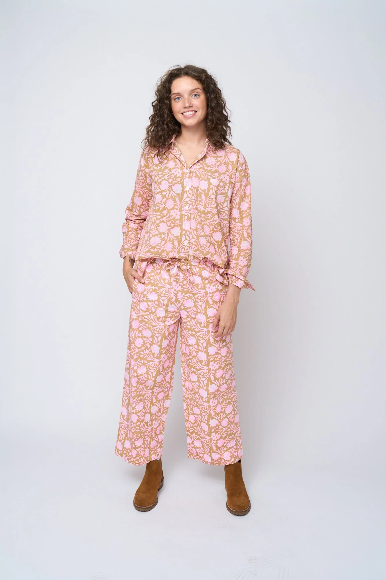 Good Boyfriend Shirt - Floral Escape Baked Clay & Neon Pink - Image 8