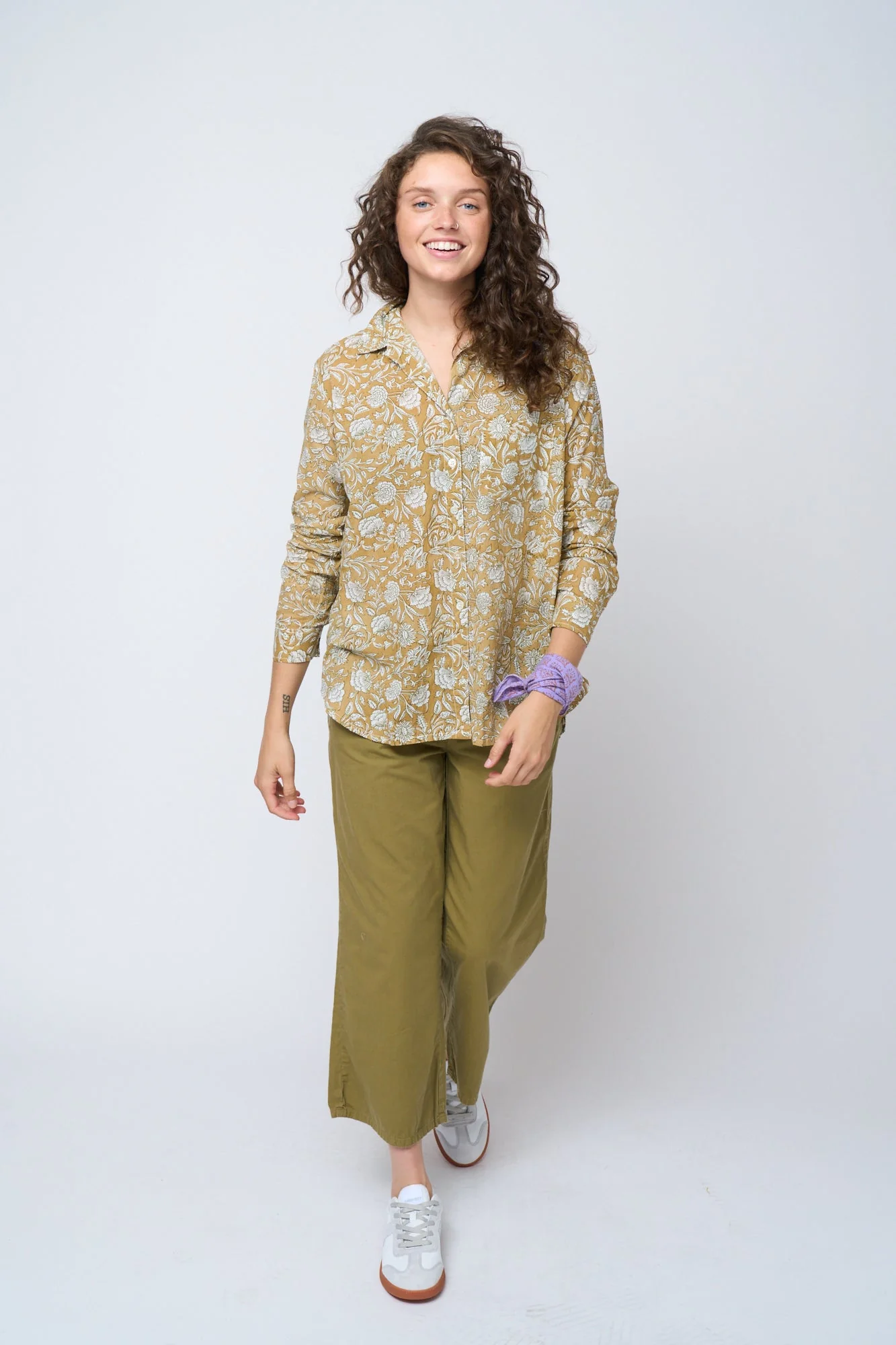 Good Boyfriend Shirt - Floral Escape Baked Clay & Olive Oil - Image 8