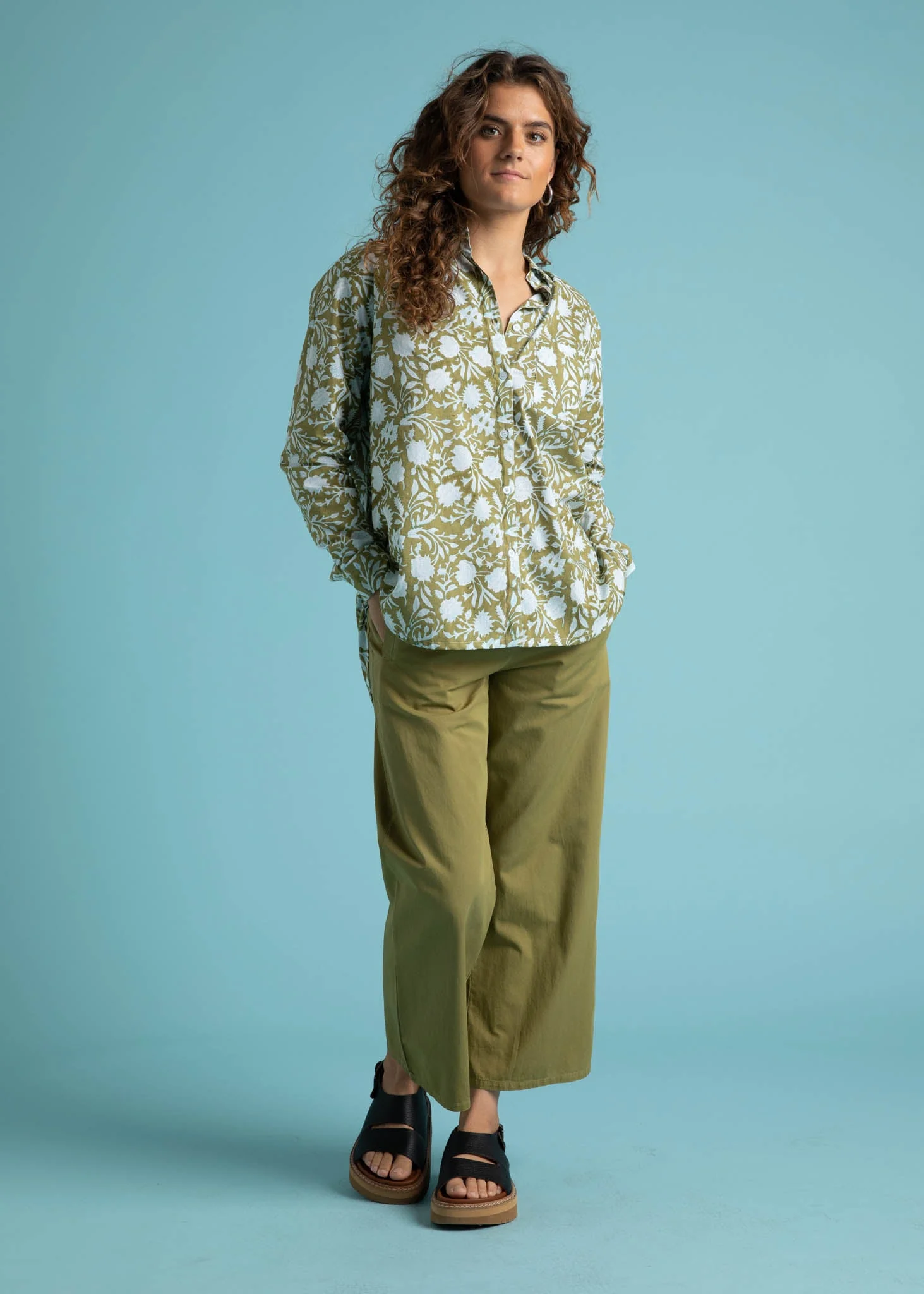 Good Boyfriend Shirt - Floral Escape Olive Oil & Cerulean - Image 10
