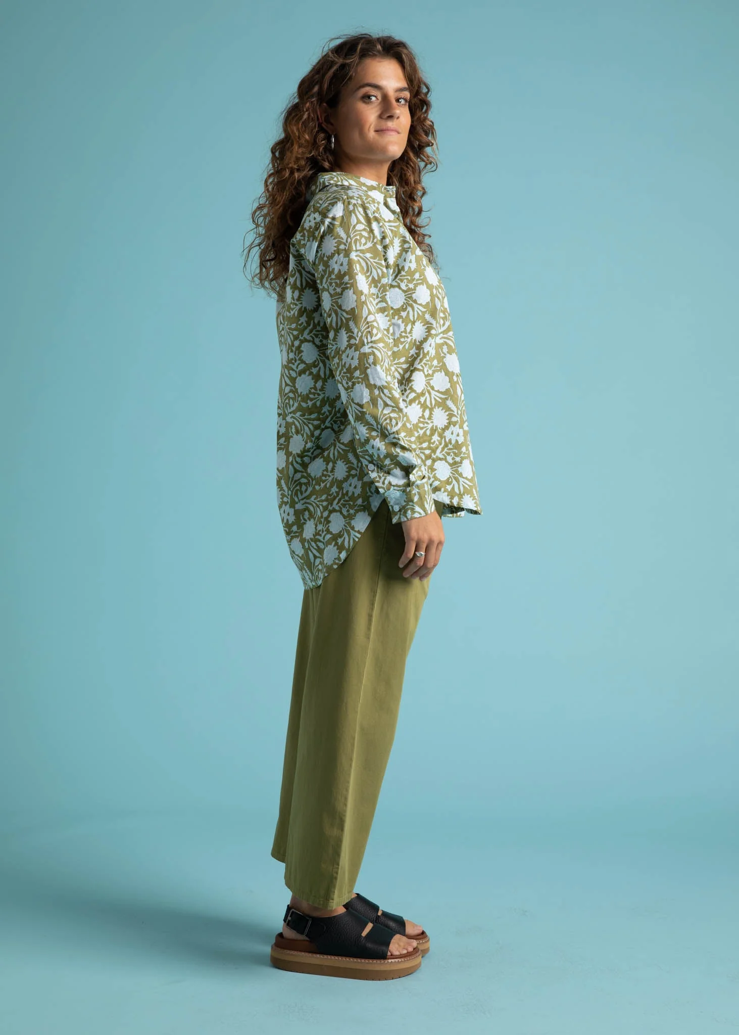 Good Boyfriend Shirt - Floral Escape Olive Oil & Cerulean - Image 12