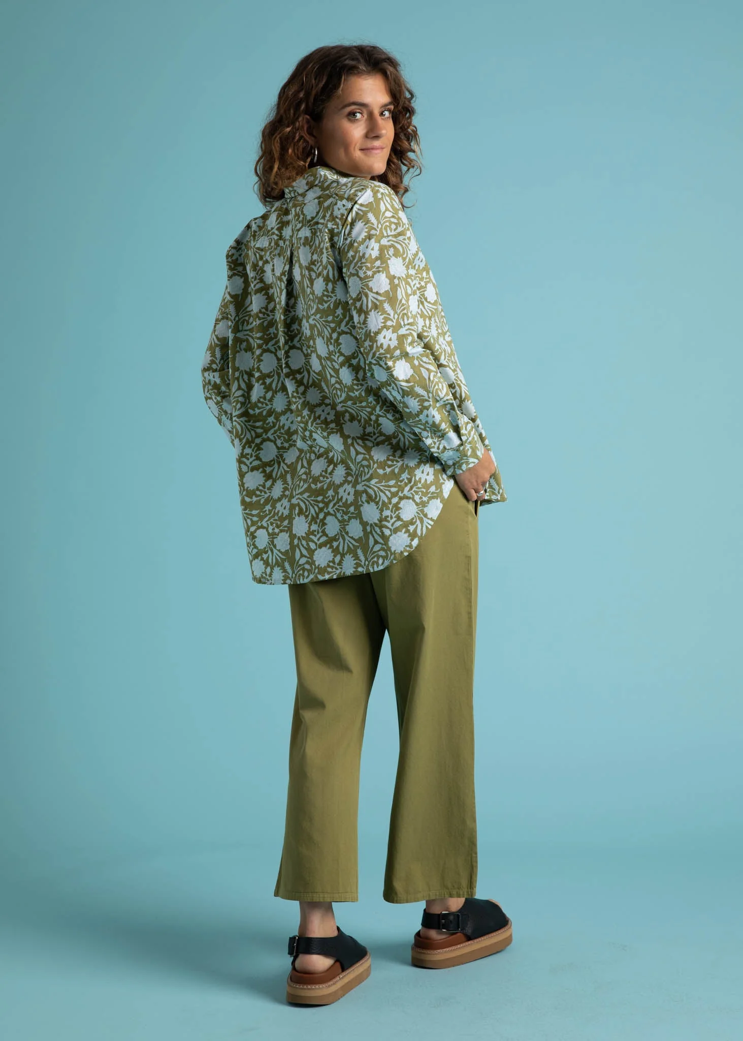 Good Boyfriend Shirt - Floral Escape Olive Oil & Cerulean - Image 14