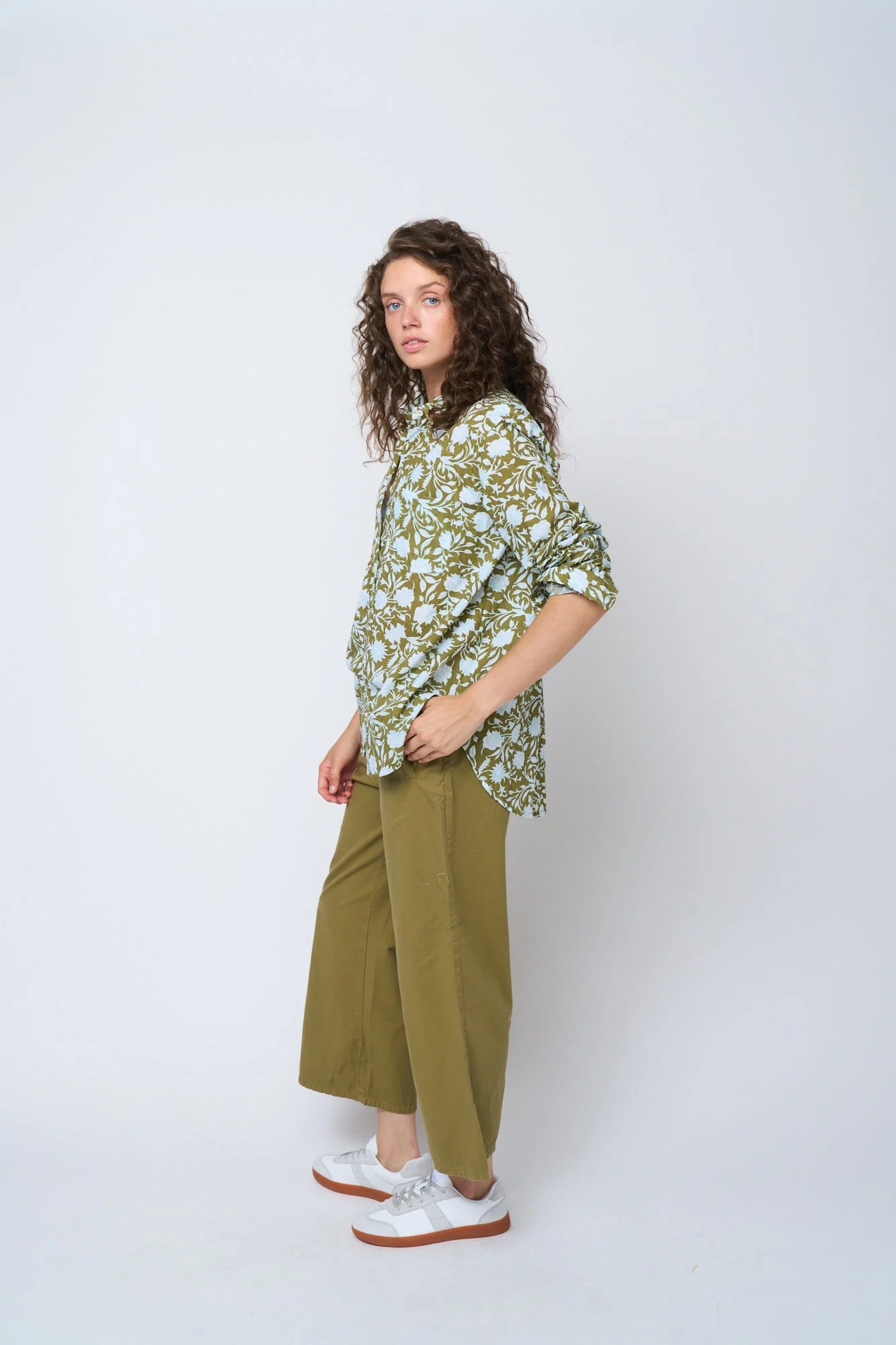 Good Boyfriend Shirt - Floral Escape Olive Oil & Cerulean - Image 5
