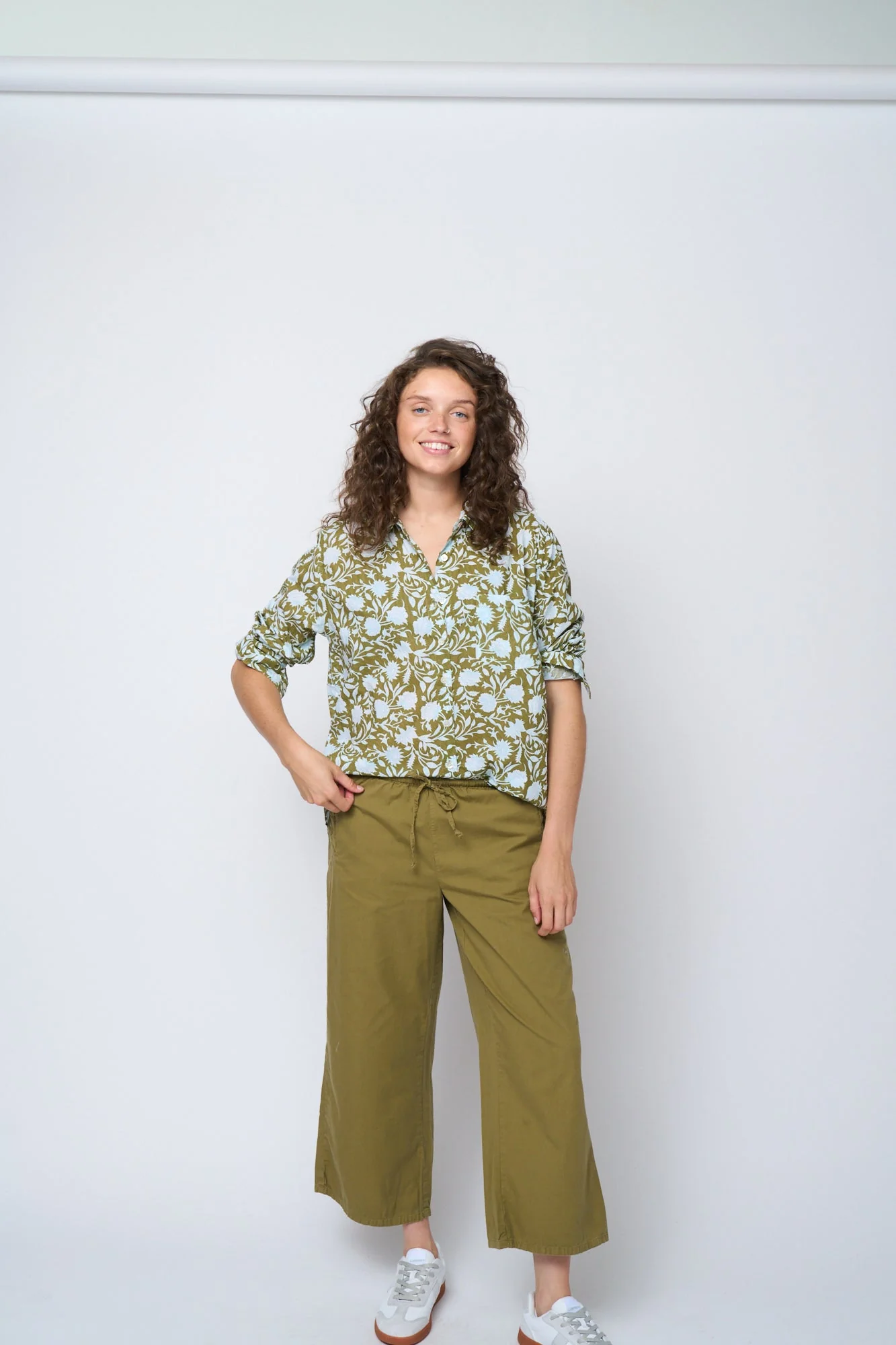 Good Boyfriend Shirt - Floral Escape Olive Oil & Cerulean - Image 7