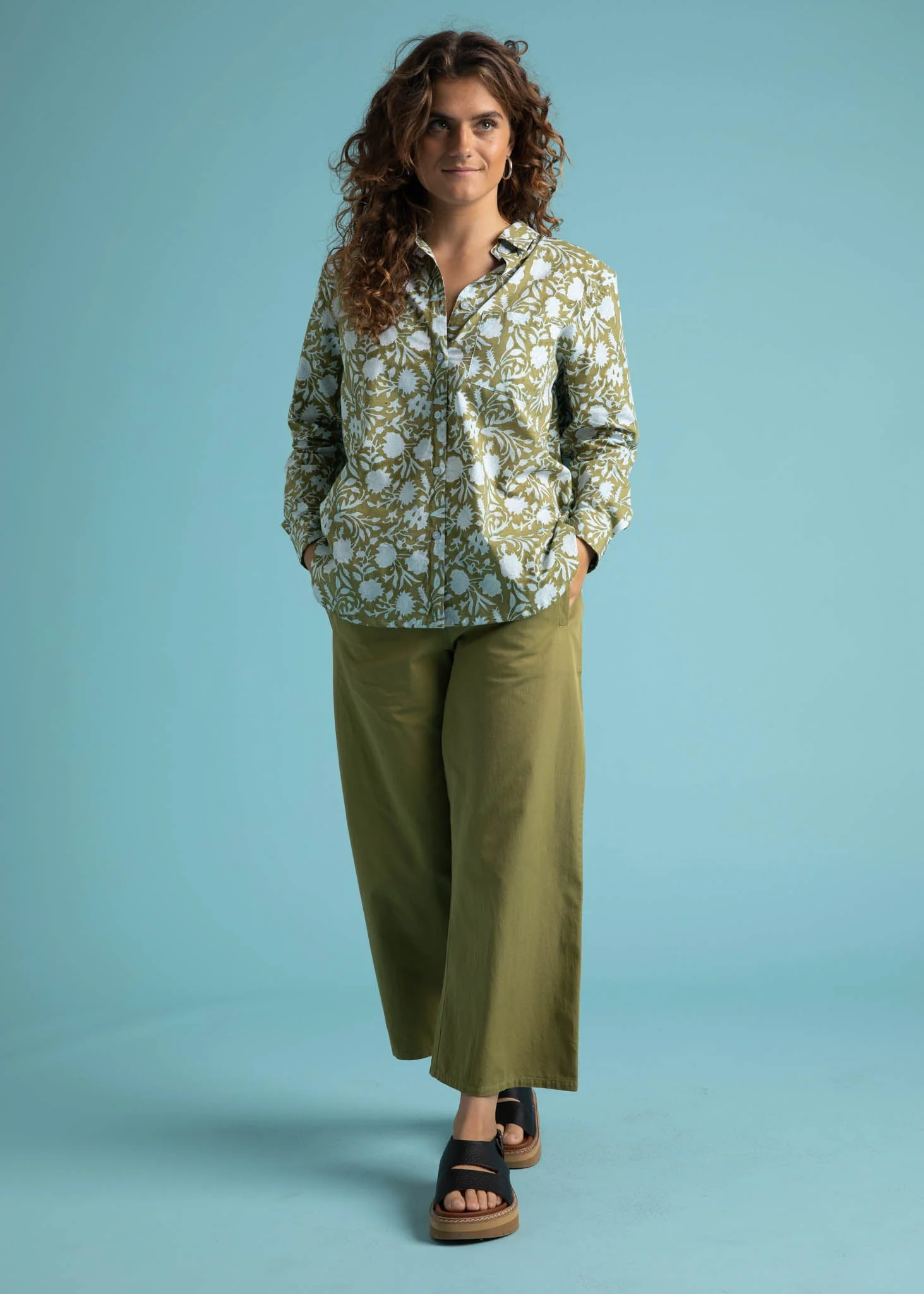 Good Boyfriend Shirt - Floral Escape Olive Oil & Cerulean - Image 9