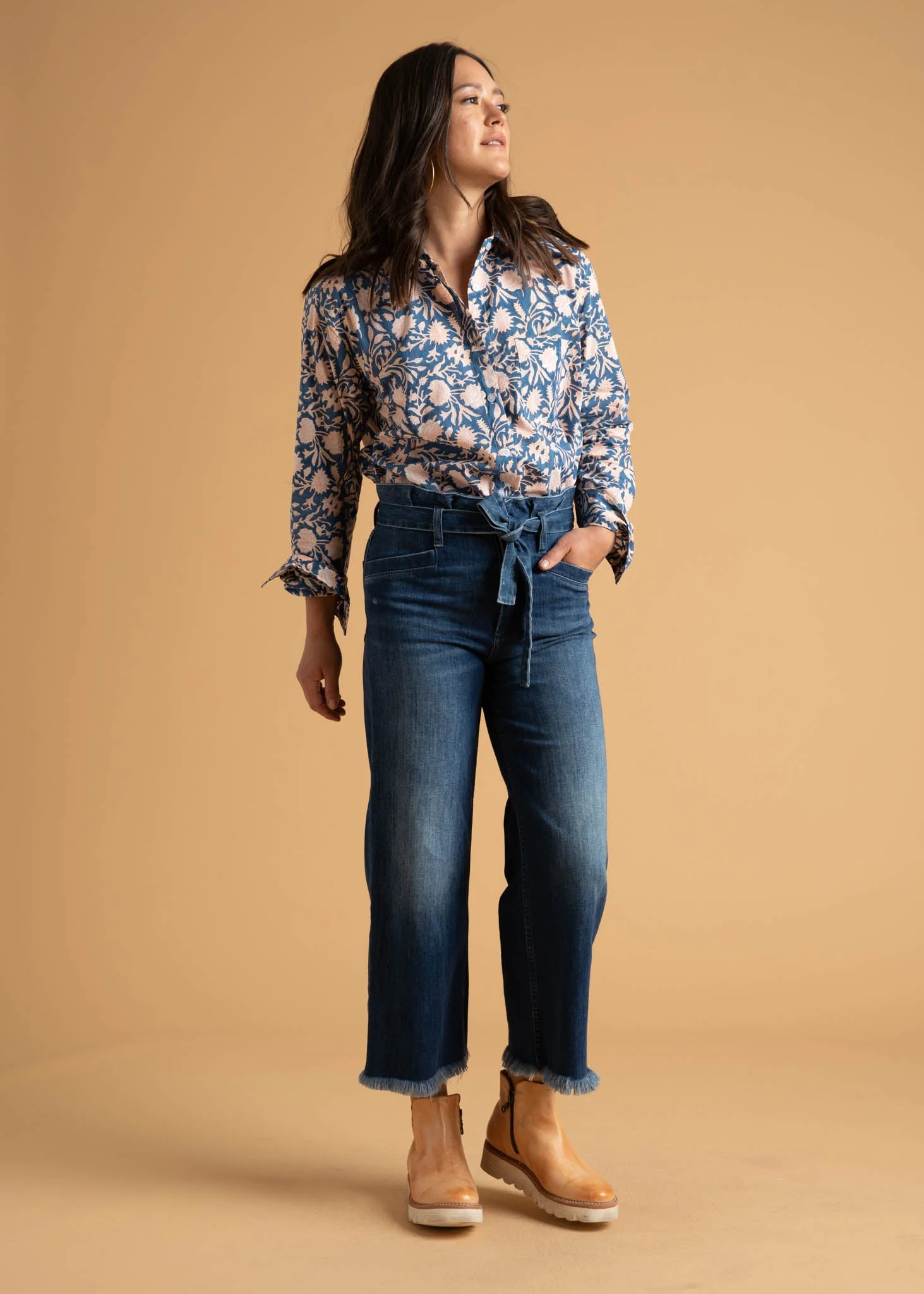 Good Boyfriend Shirt - Floral Escape True Navy & Neon Peach - Image 10