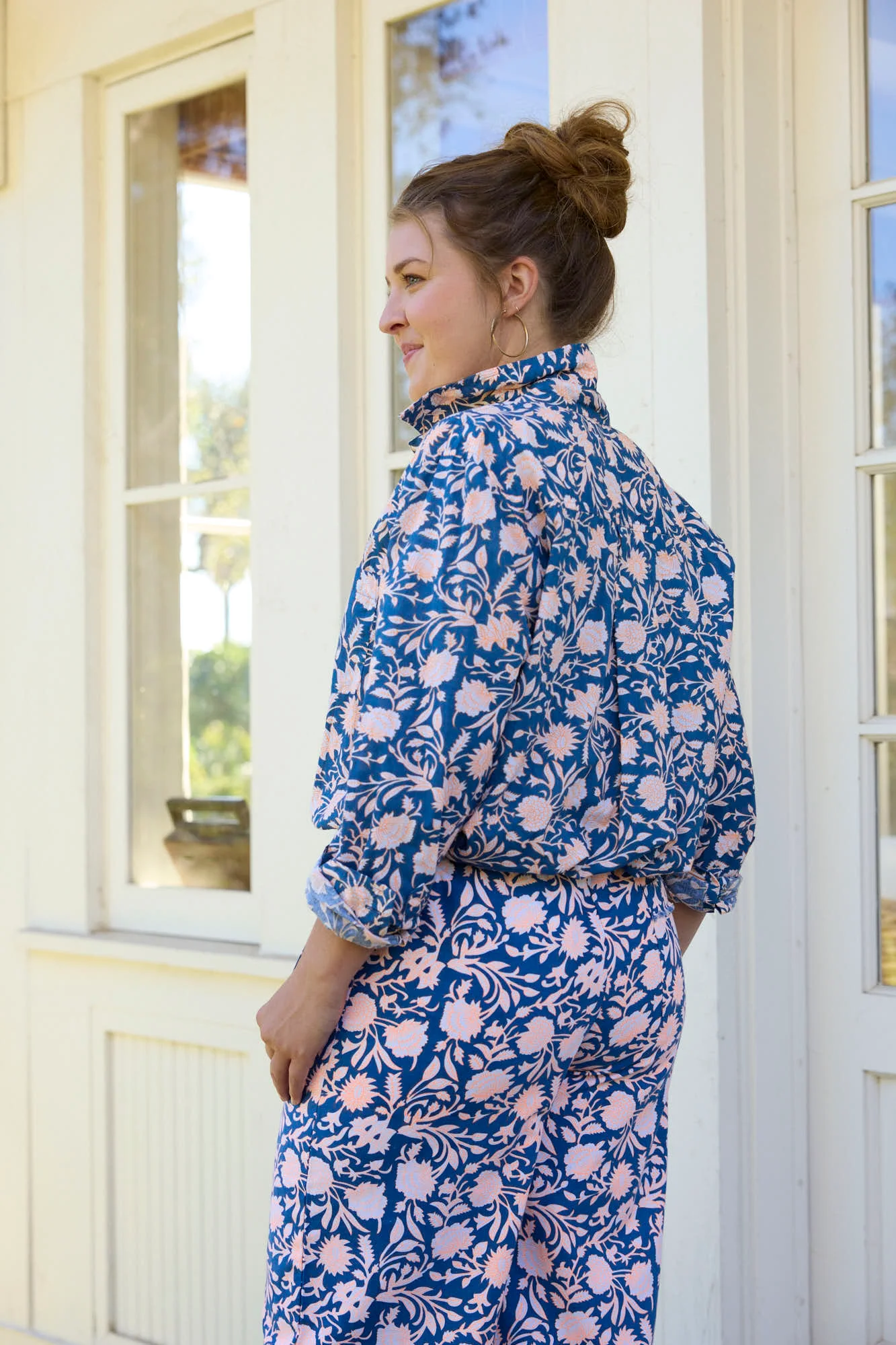Good Boyfriend Shirt - Floral Escape True Navy & Neon Peach - Image 7
