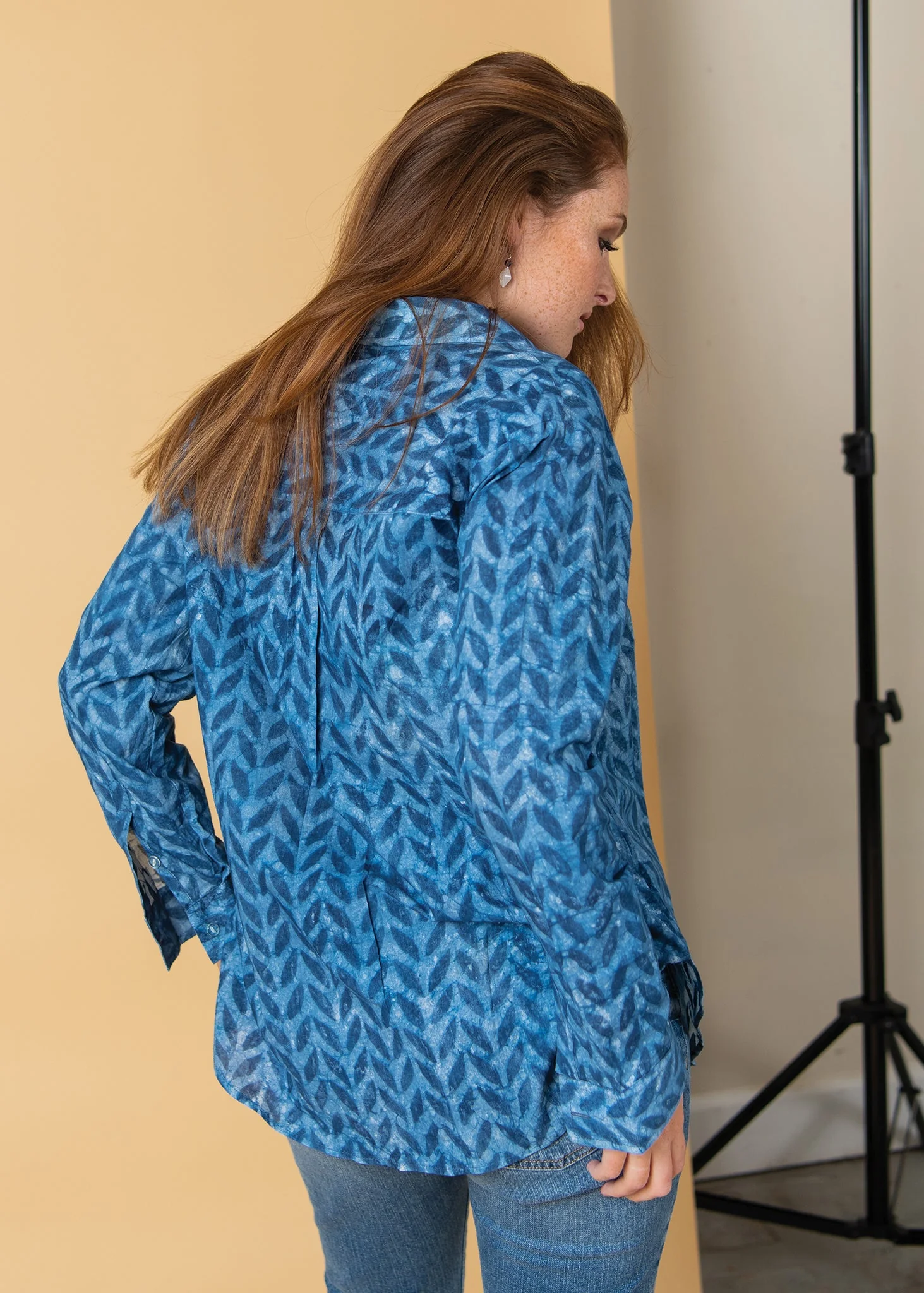 Good Boyfriend Shirt - Indigo Chevron - Image 11