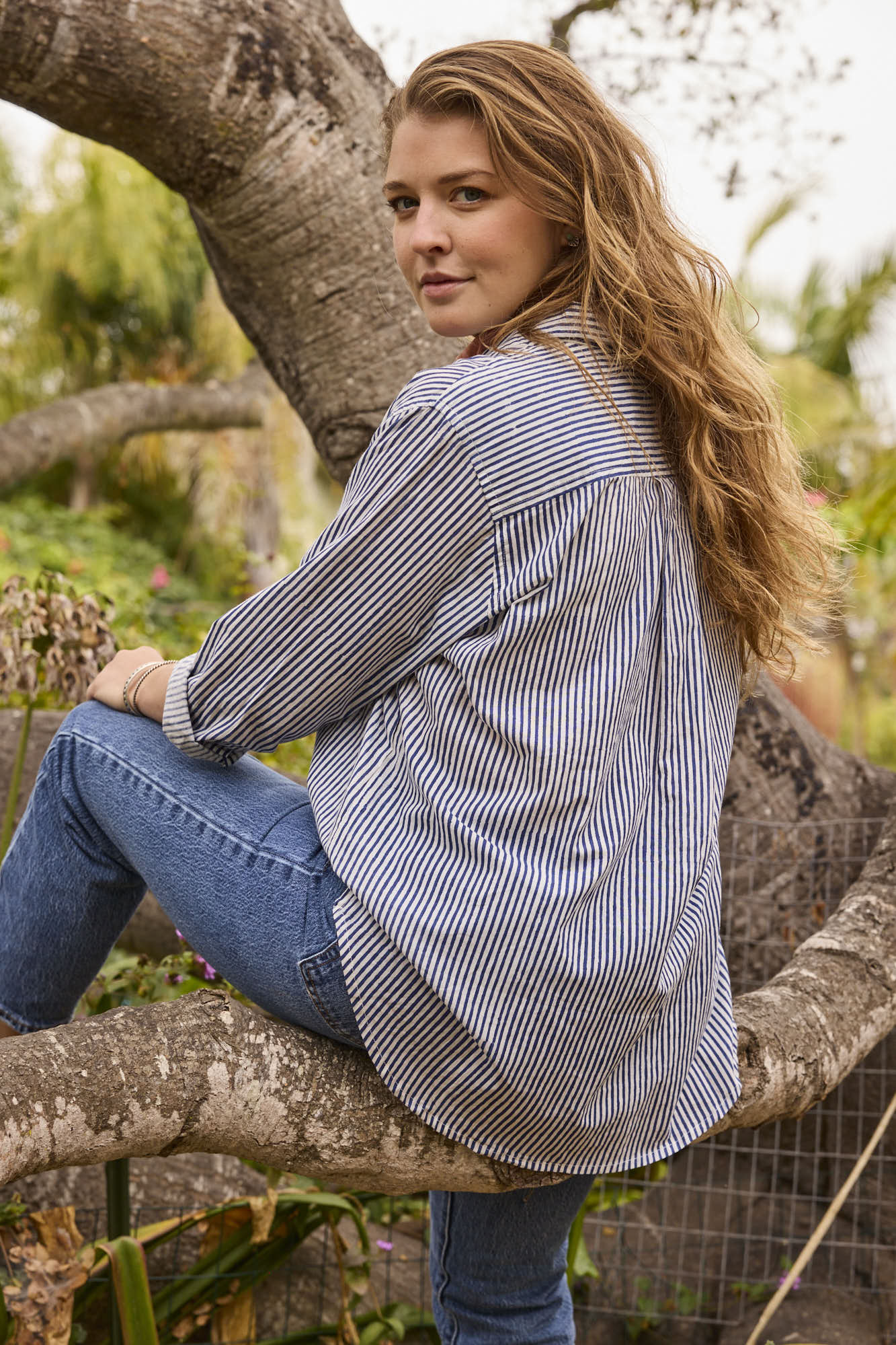 Good Boyfriend Shirt - Menswear Stripe True Navy - Image 3