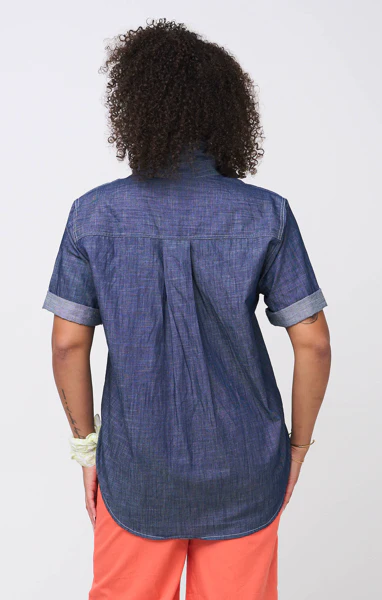 Good Boyfriend Shirt - Short Sleeve Chambray Dark Denim Wash - Image 4