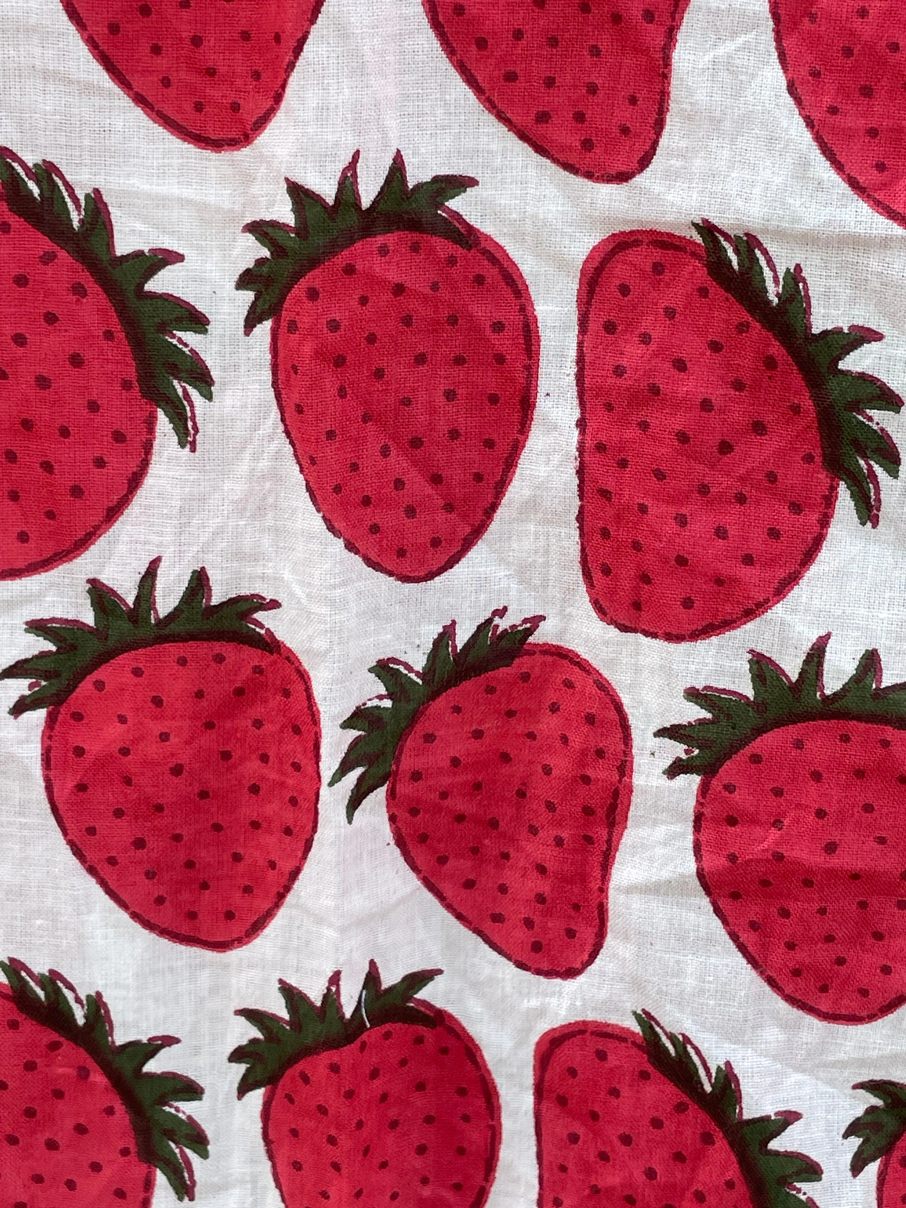 Good Boyfriend Shirt - Strawberry - Image 7