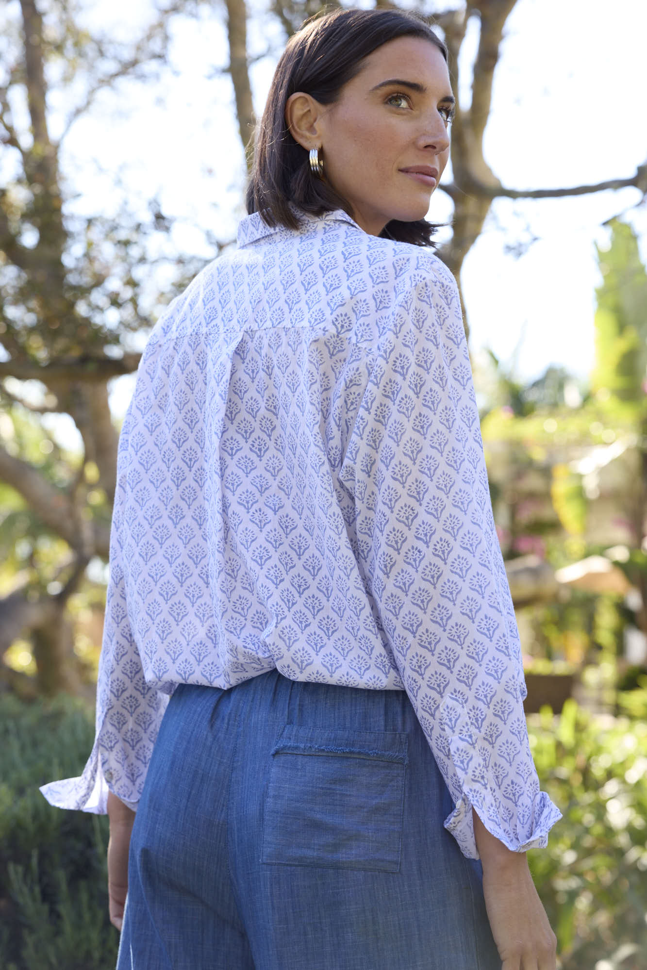 Good Boyfriend Shirt - Sunflower Cornflower Blue - Image 2
