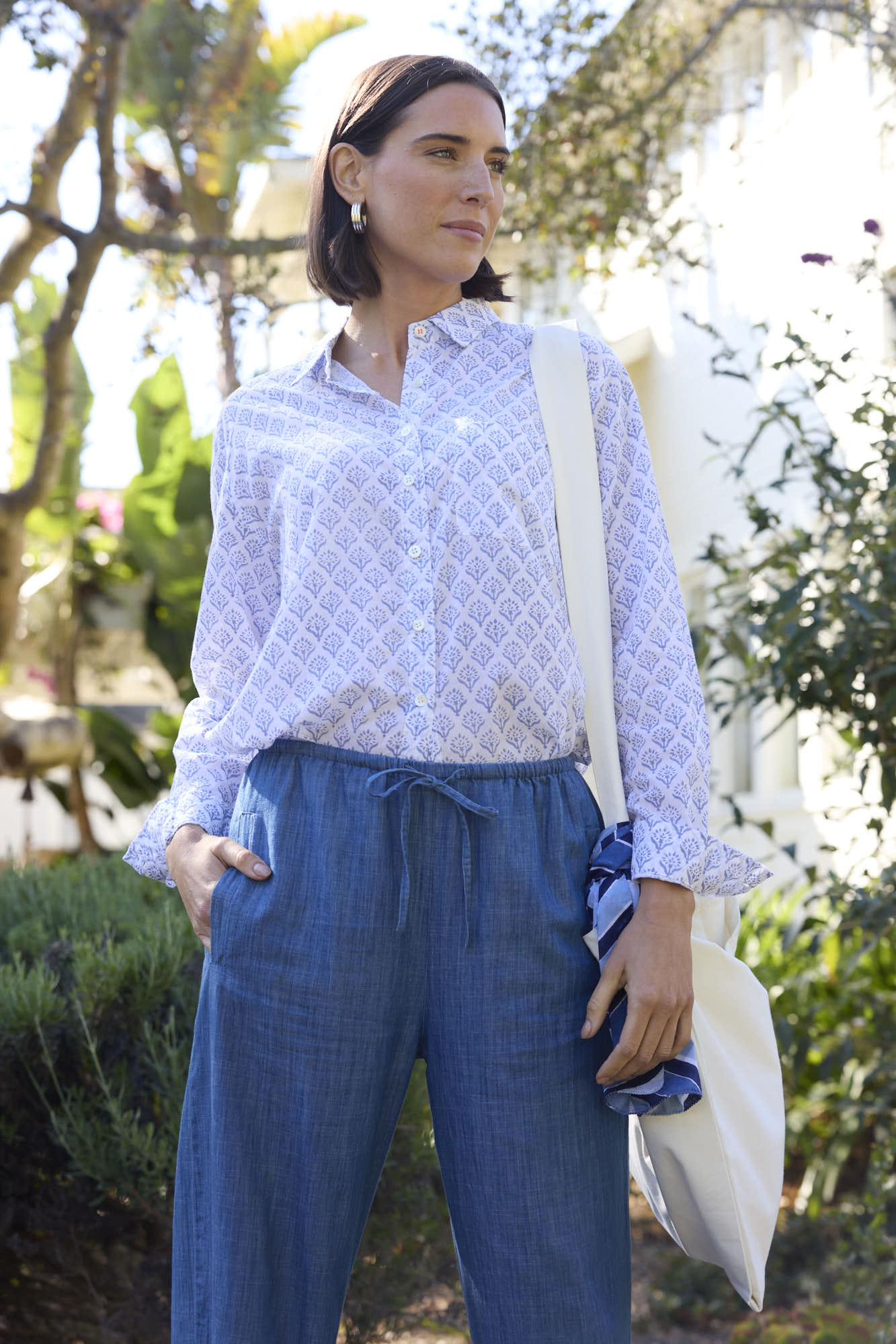 Good Boyfriend Shirt - Sunflower Cornflower Blue - Image 7