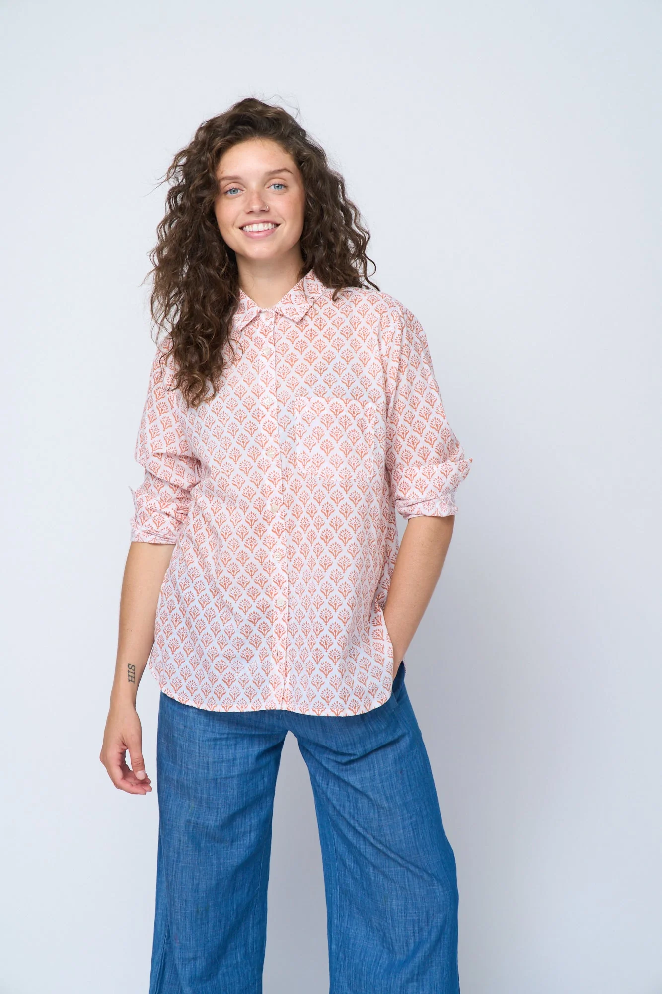 Good Boyfriend Shirt - Sunflower in Desert Flower - Image 13