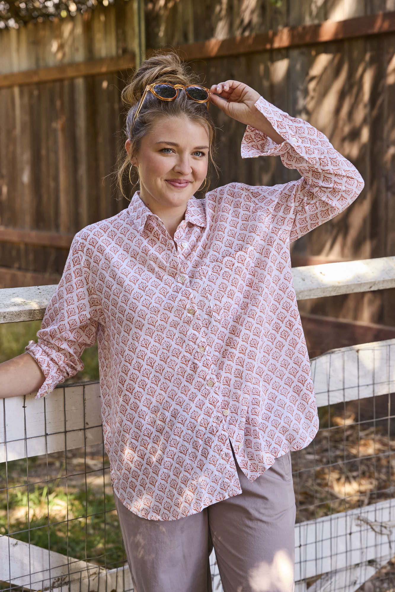 Good Boyfriend Shirt - Sunflower in Desert Flower - Image 3