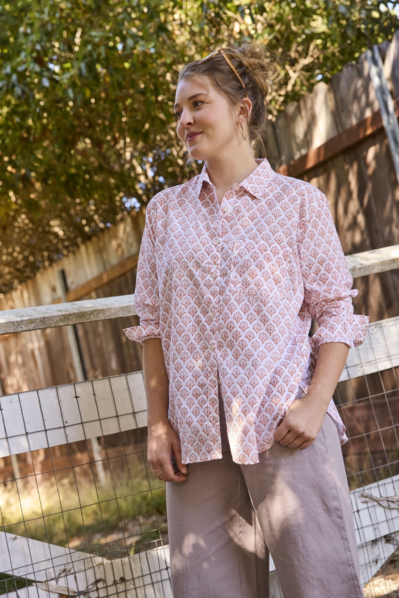 Good Boyfriend Shirt - Sunflower in Desert Flower - Image 6