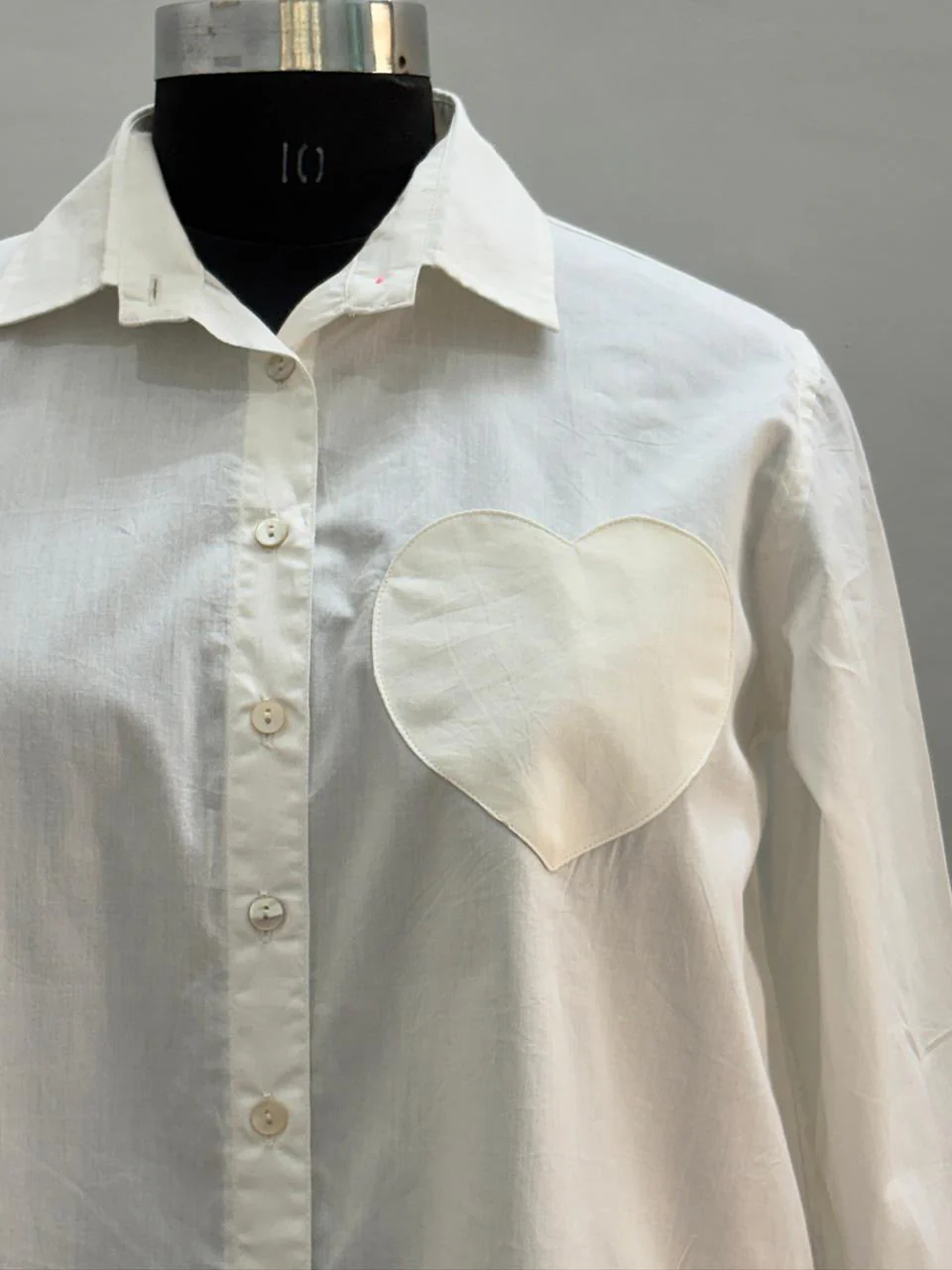 Good Boyfriend Shirt with Heart Pocket Classic White - Image 6