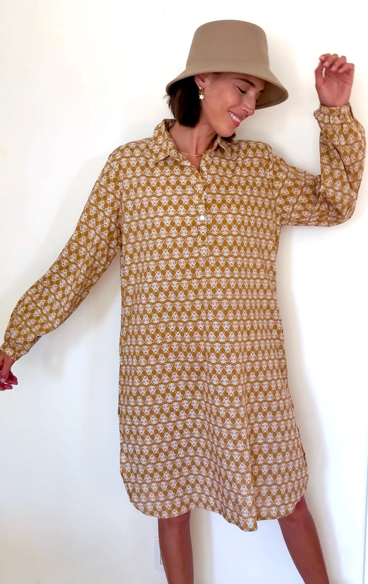 Good Boyfriend ShirtDress - Bee Happy Honeycomb - Image 2